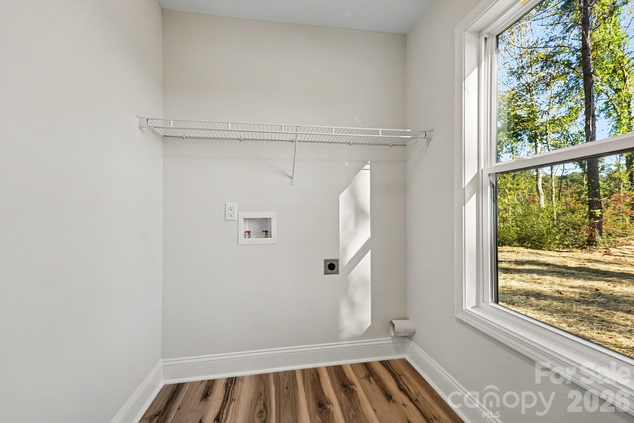1825 Hollywood Drive Property Photo 18