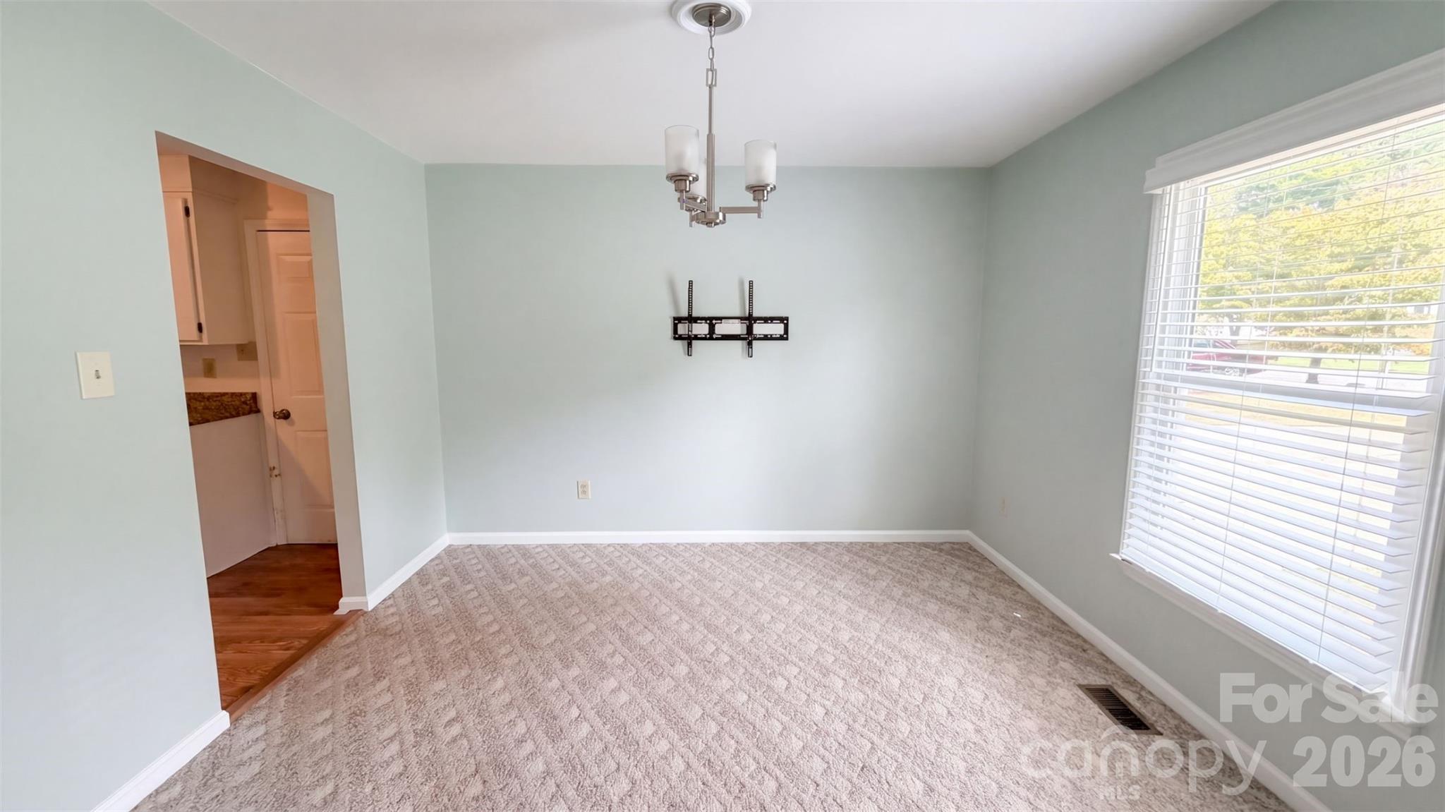 2500 Jacobs Road Property Photo 7