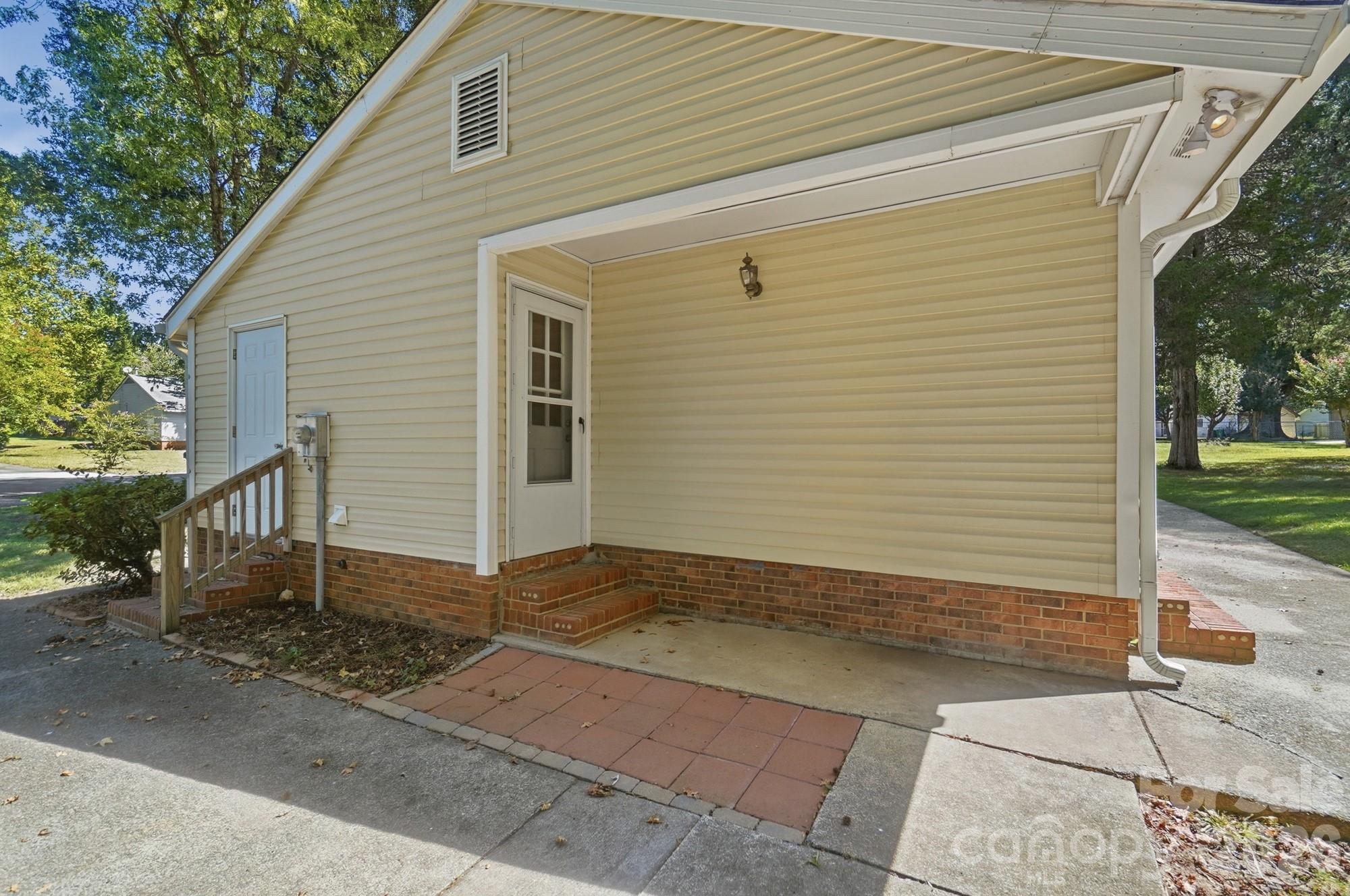 5921 Falstaff Drive Property Photo 43