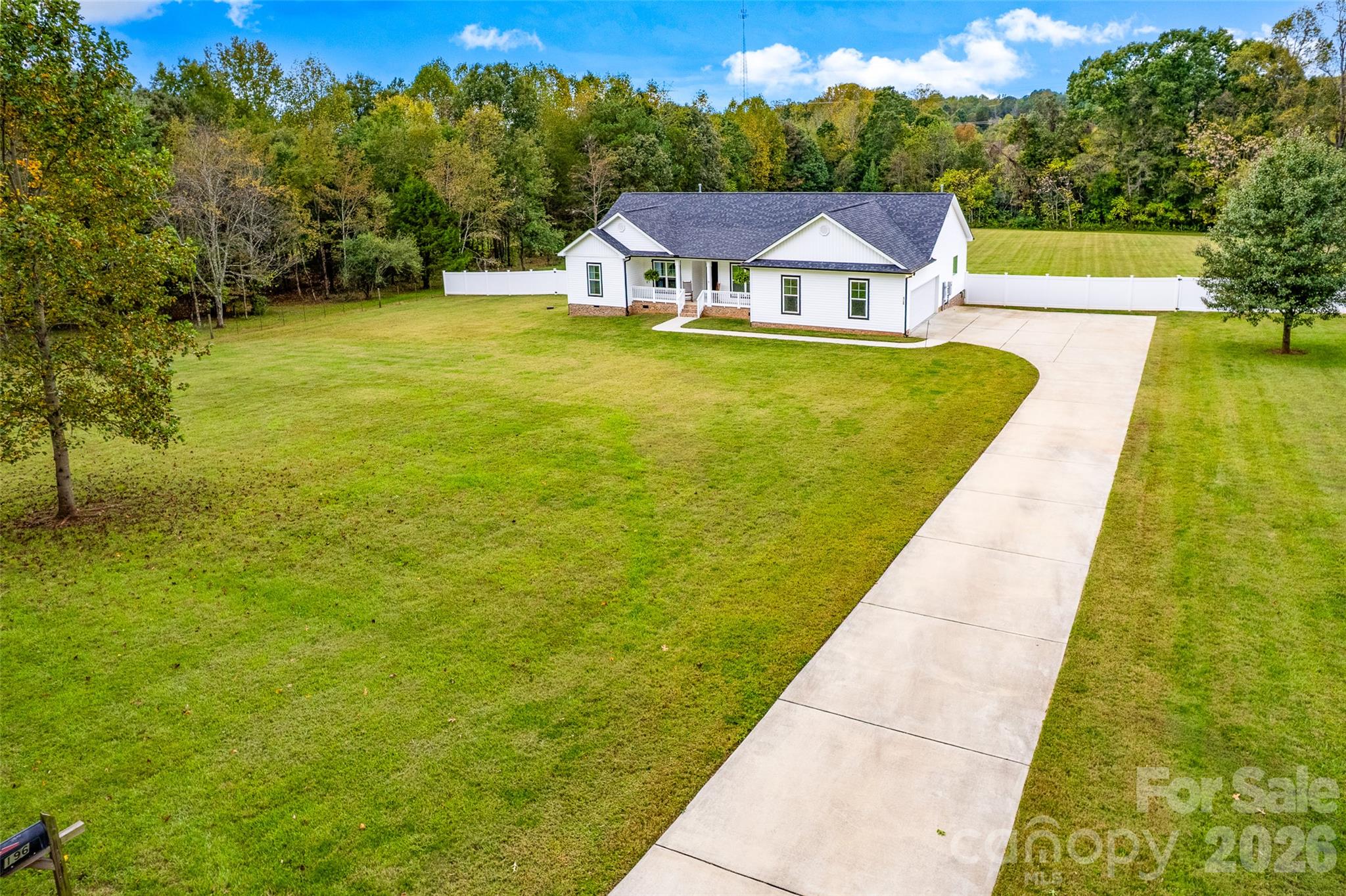 196 Treebark Road 10 Property Photo 3