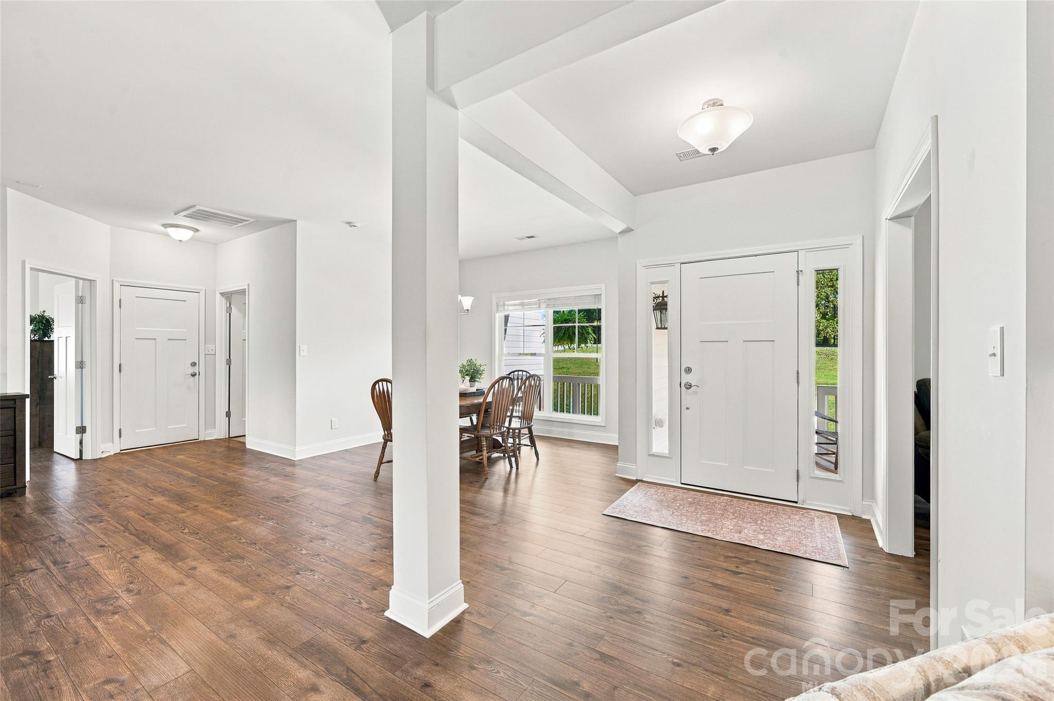 196 Treebark Road 10 Property Photo 6