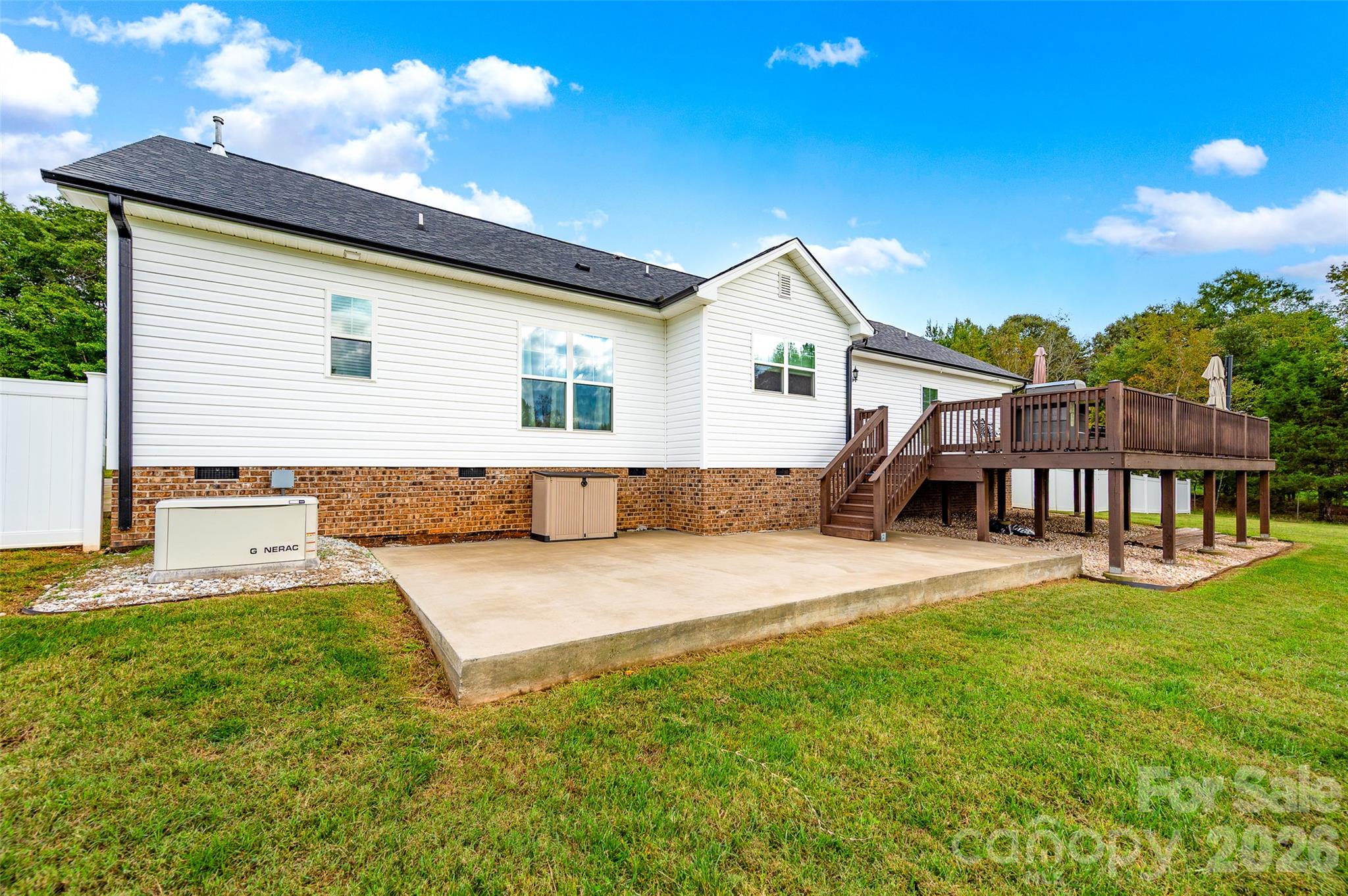 196 Treebark Road 10 Property Photo 40