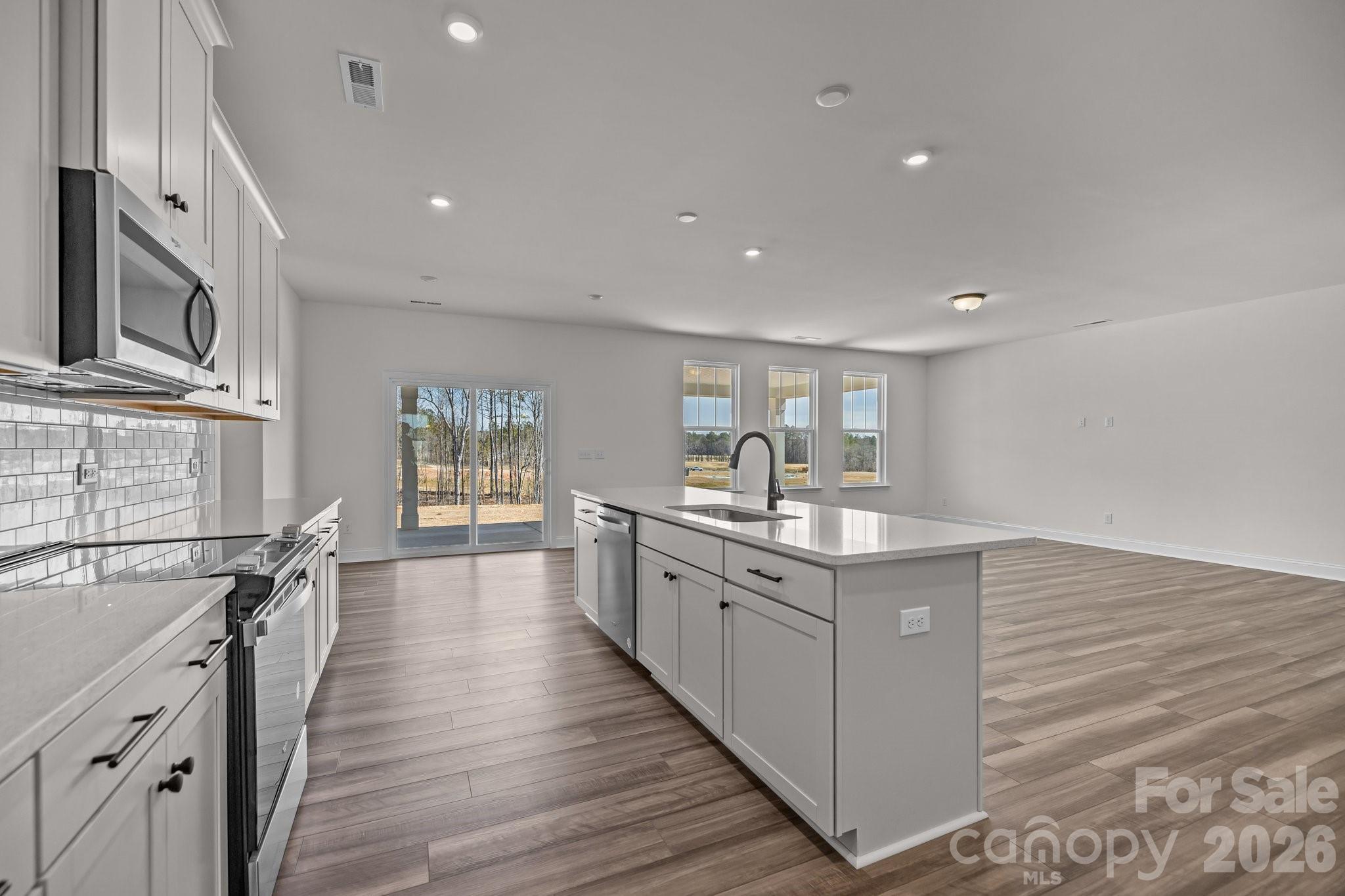 308 Supernova Drive Property Photo 8