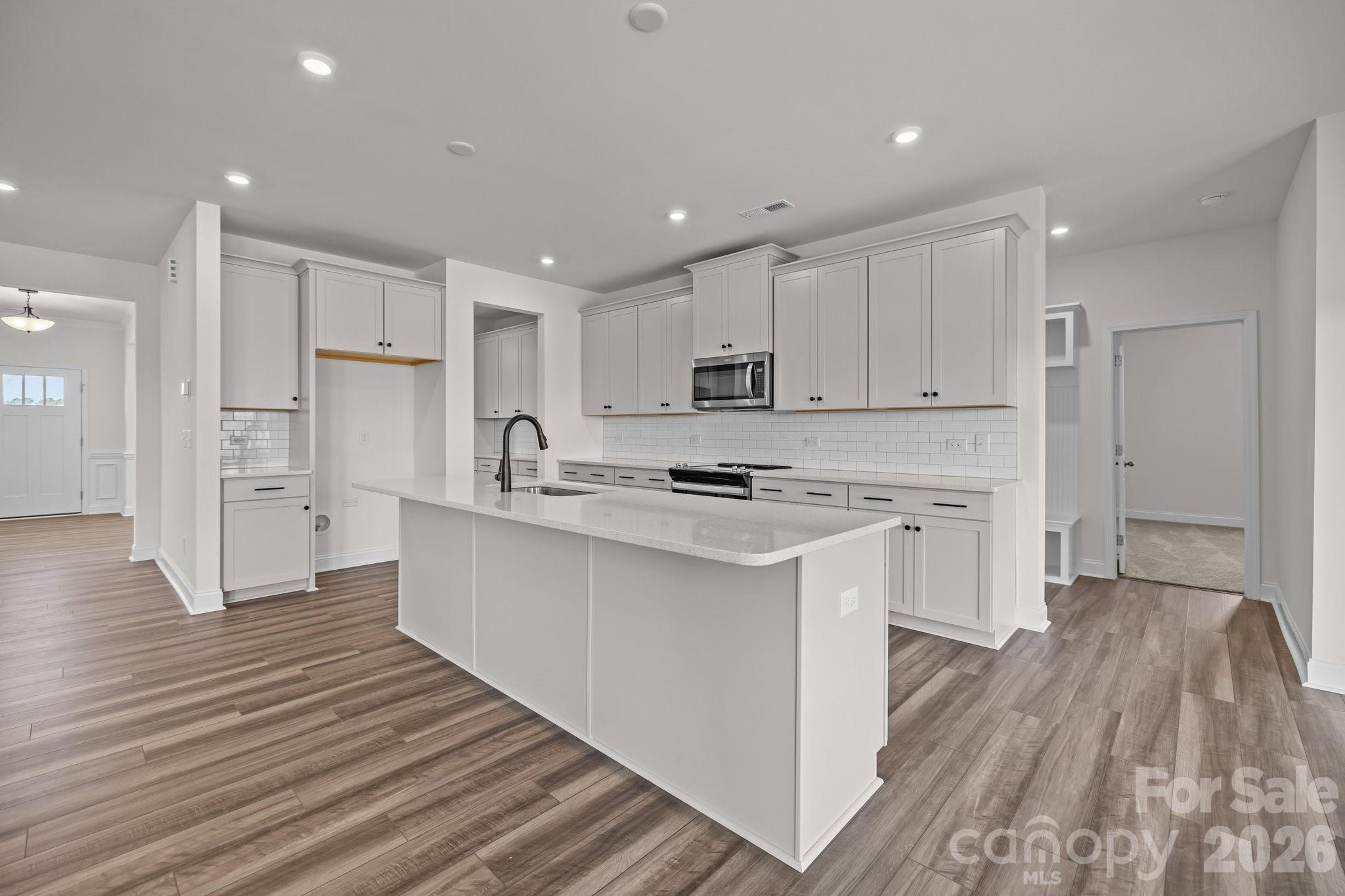 308 Supernova Drive Property Photo 10