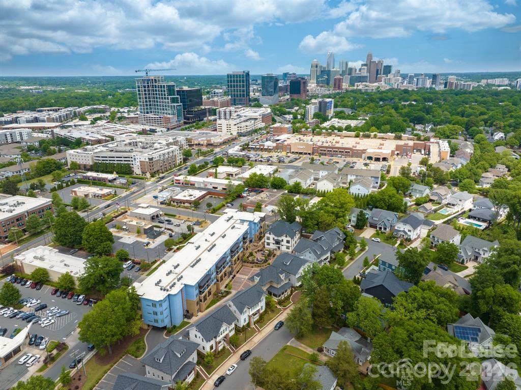 2401 Euclid Avenue Property Photo 23