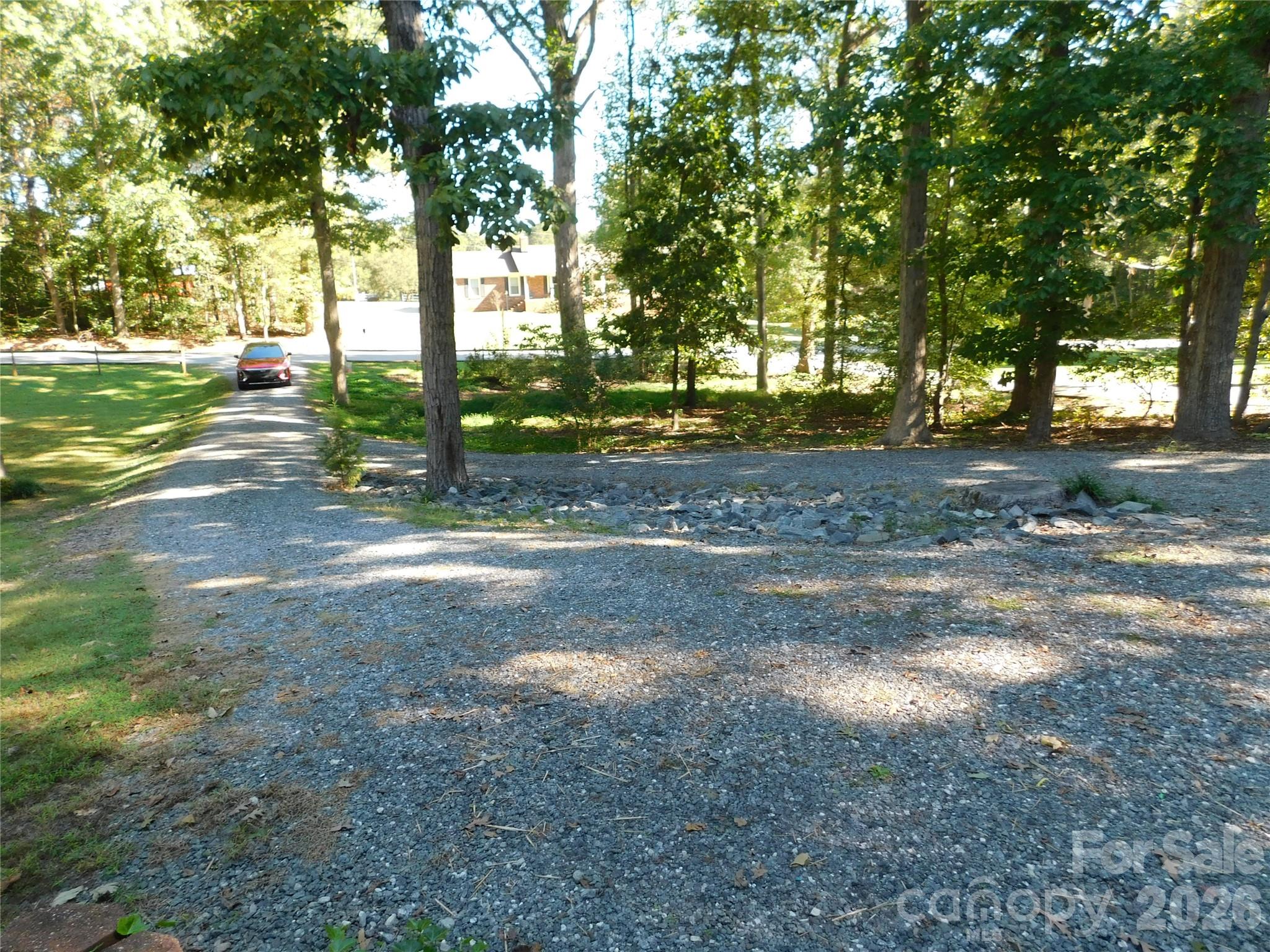 306 Chickasaw Trail Property Photo 42