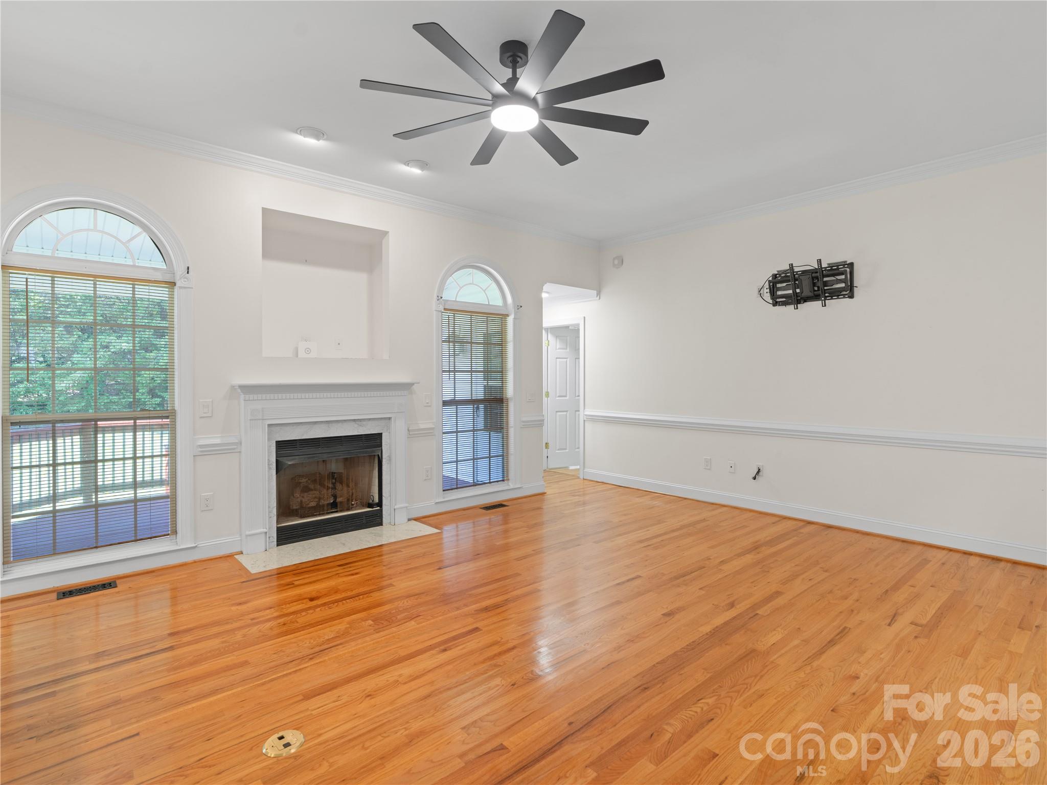 1011 Overhill Road Property Photo 13