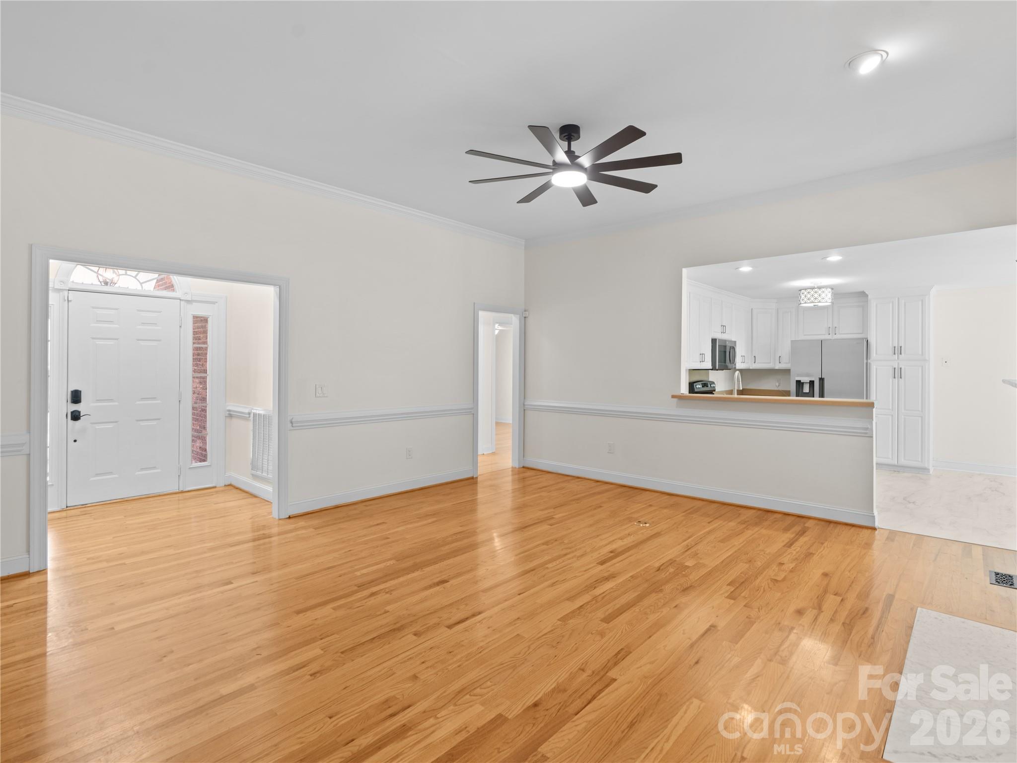 1011 Overhill Road Property Photo 15