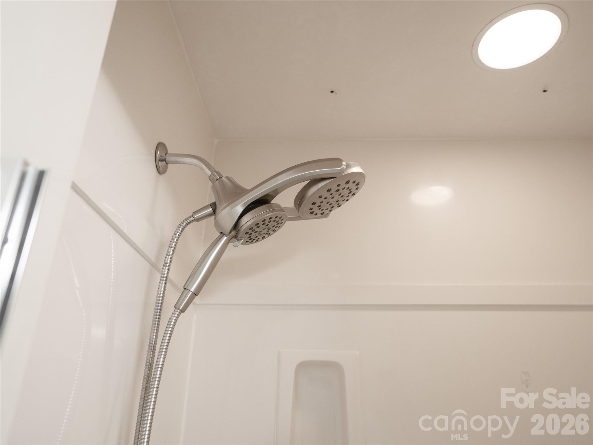 1011 Overhill Road Property Photo 19