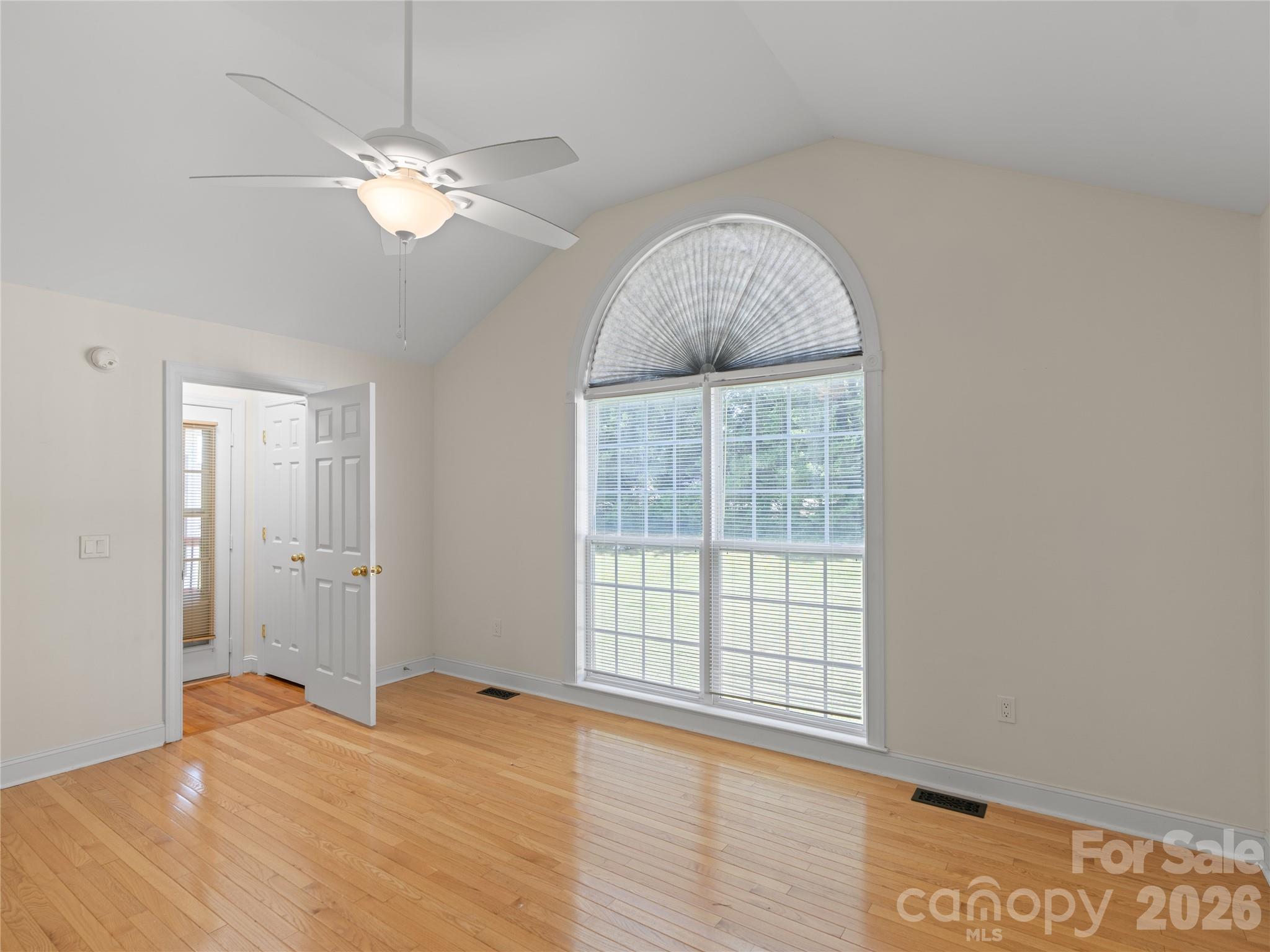 1011 Overhill Road Property Photo 21