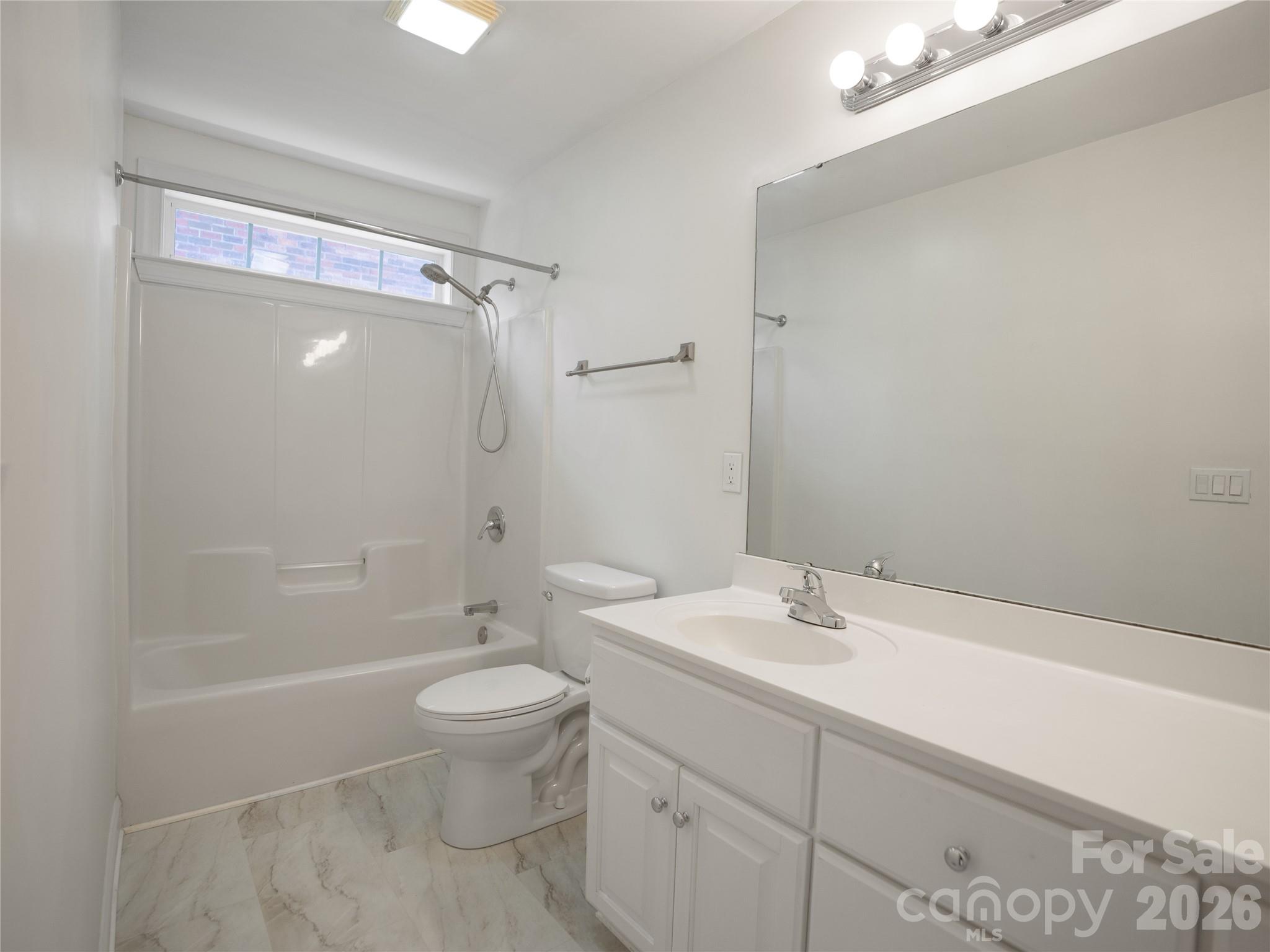 1011 Overhill Road Property Photo 25