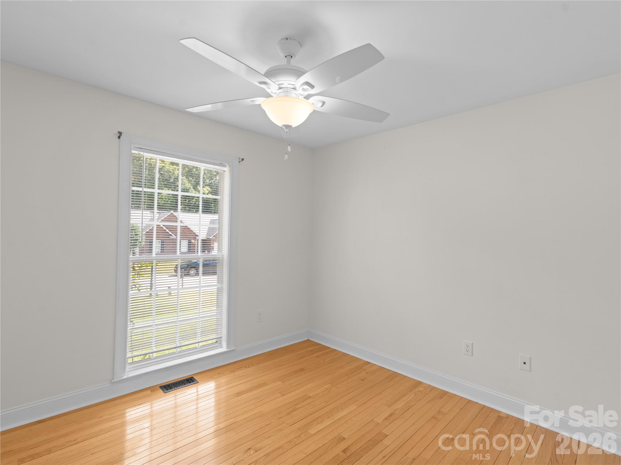 1011 Overhill Road Property Photo 27