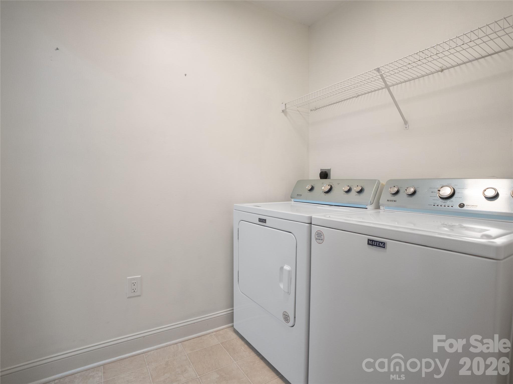 1011 Overhill Road Property Photo 34