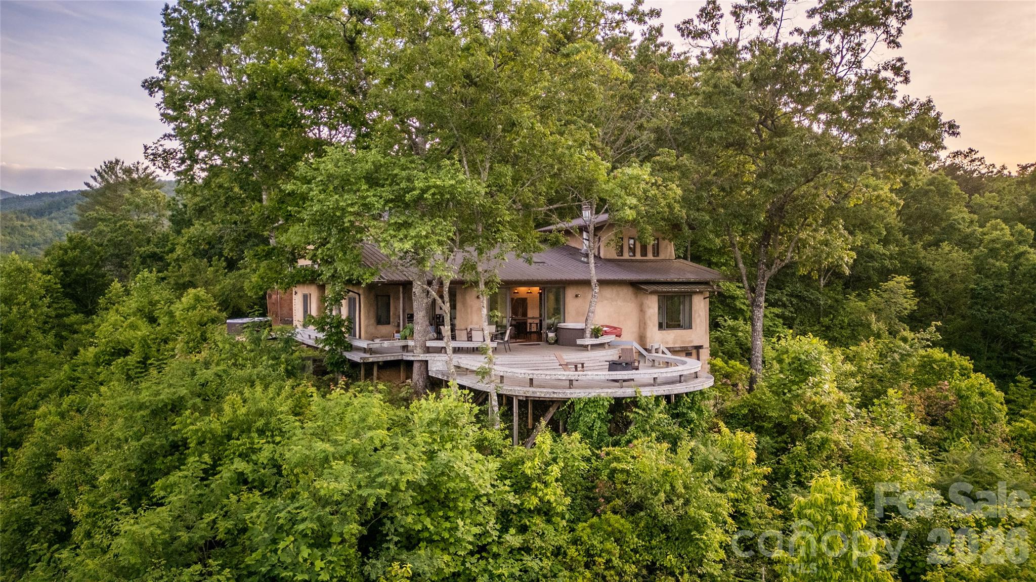 5013 Needmore Road Property Photo 1