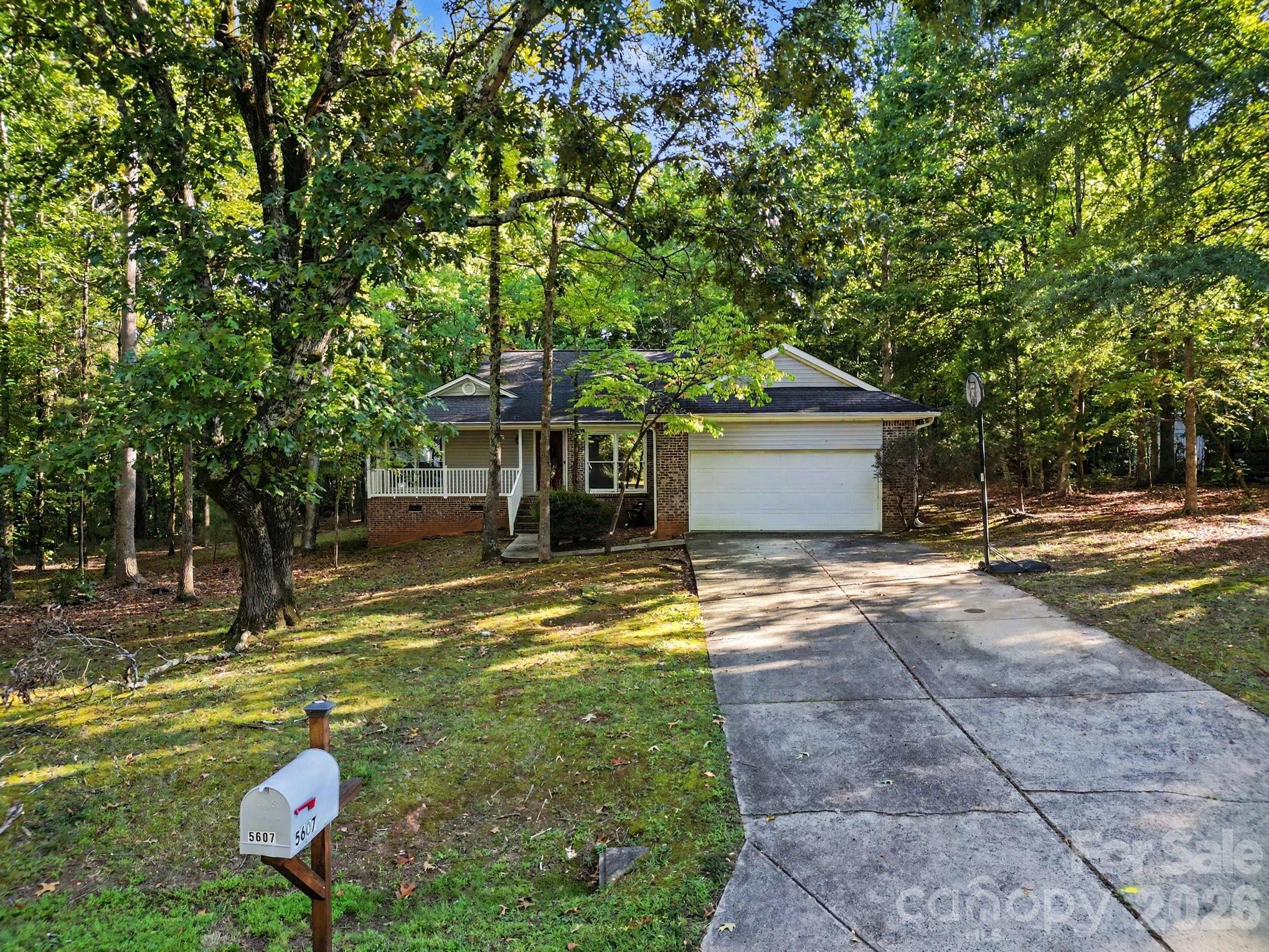 5607 Dorchester Avenue Property Photo 4