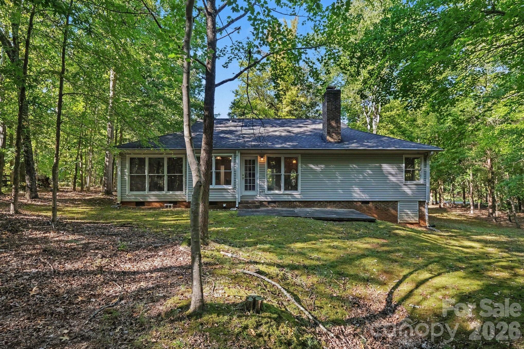 5607 Dorchester Avenue Property Photo 5