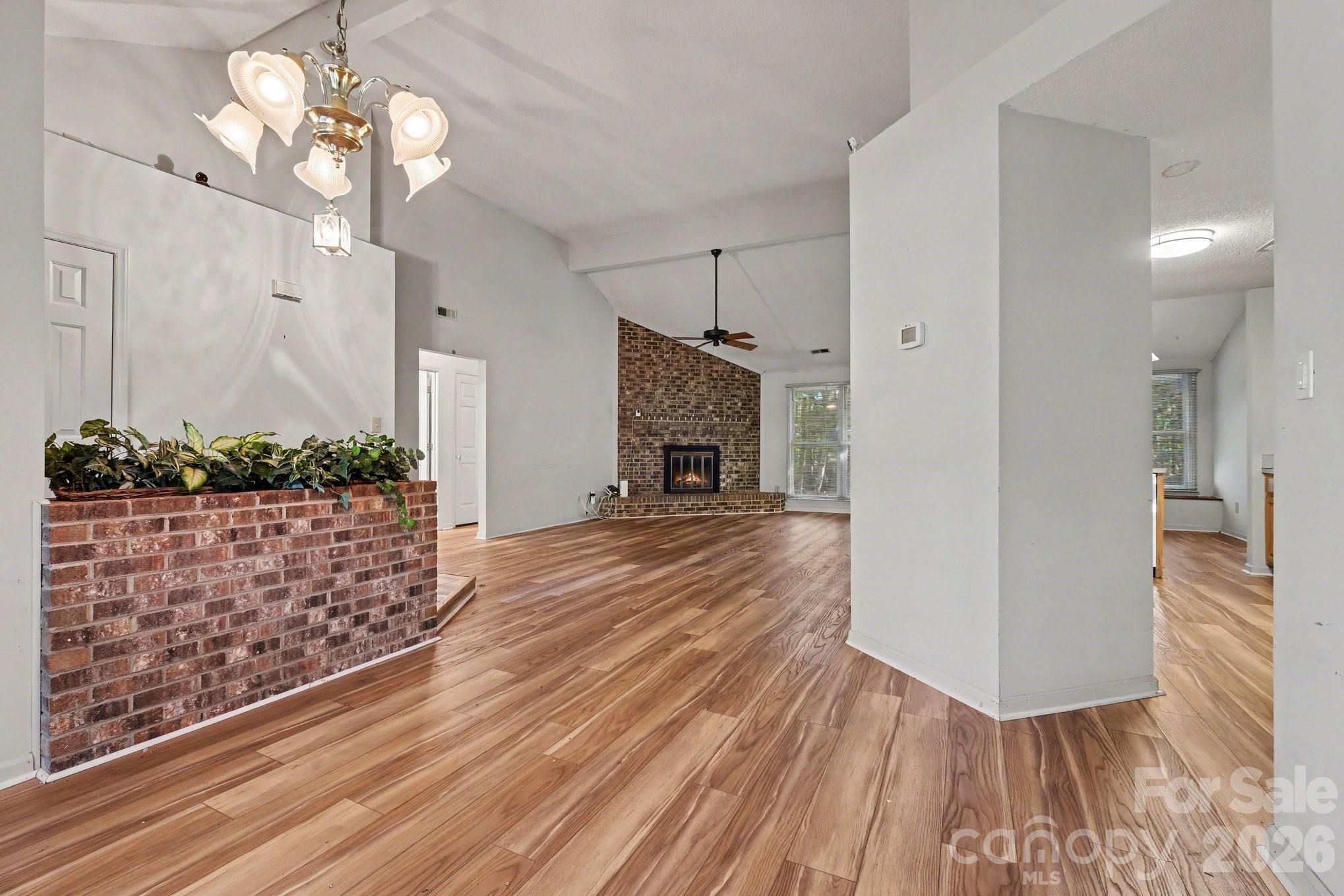 5607 Dorchester Avenue Property Photo 12