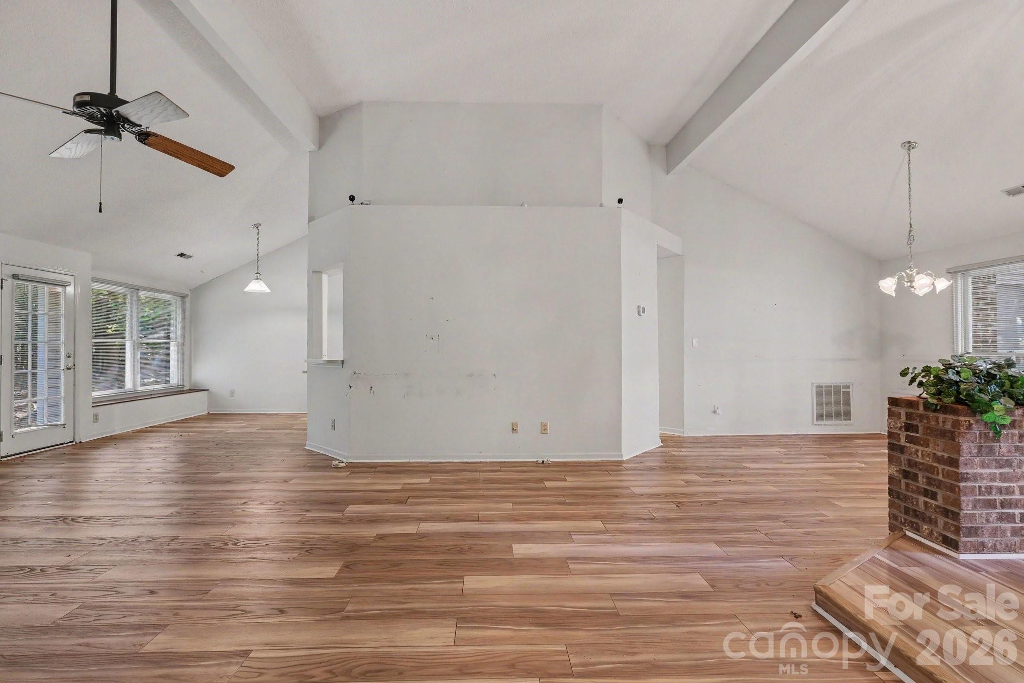 5607 Dorchester Avenue Property Photo 16