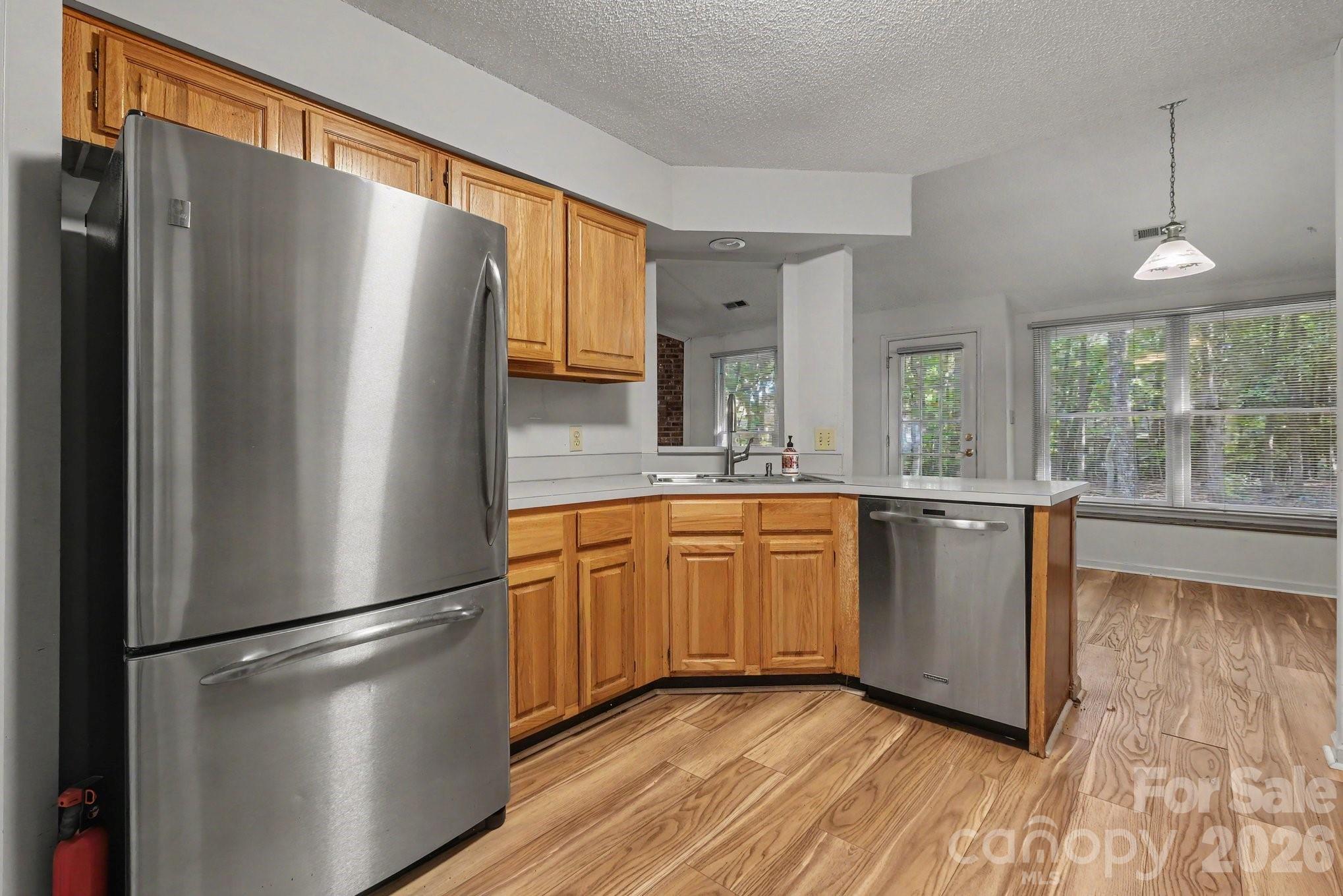 5607 Dorchester Avenue Property Photo 22