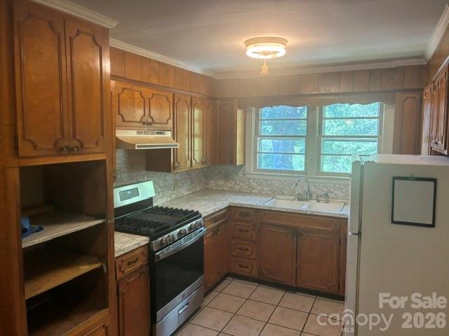 949 Cove Road Property Photo 7