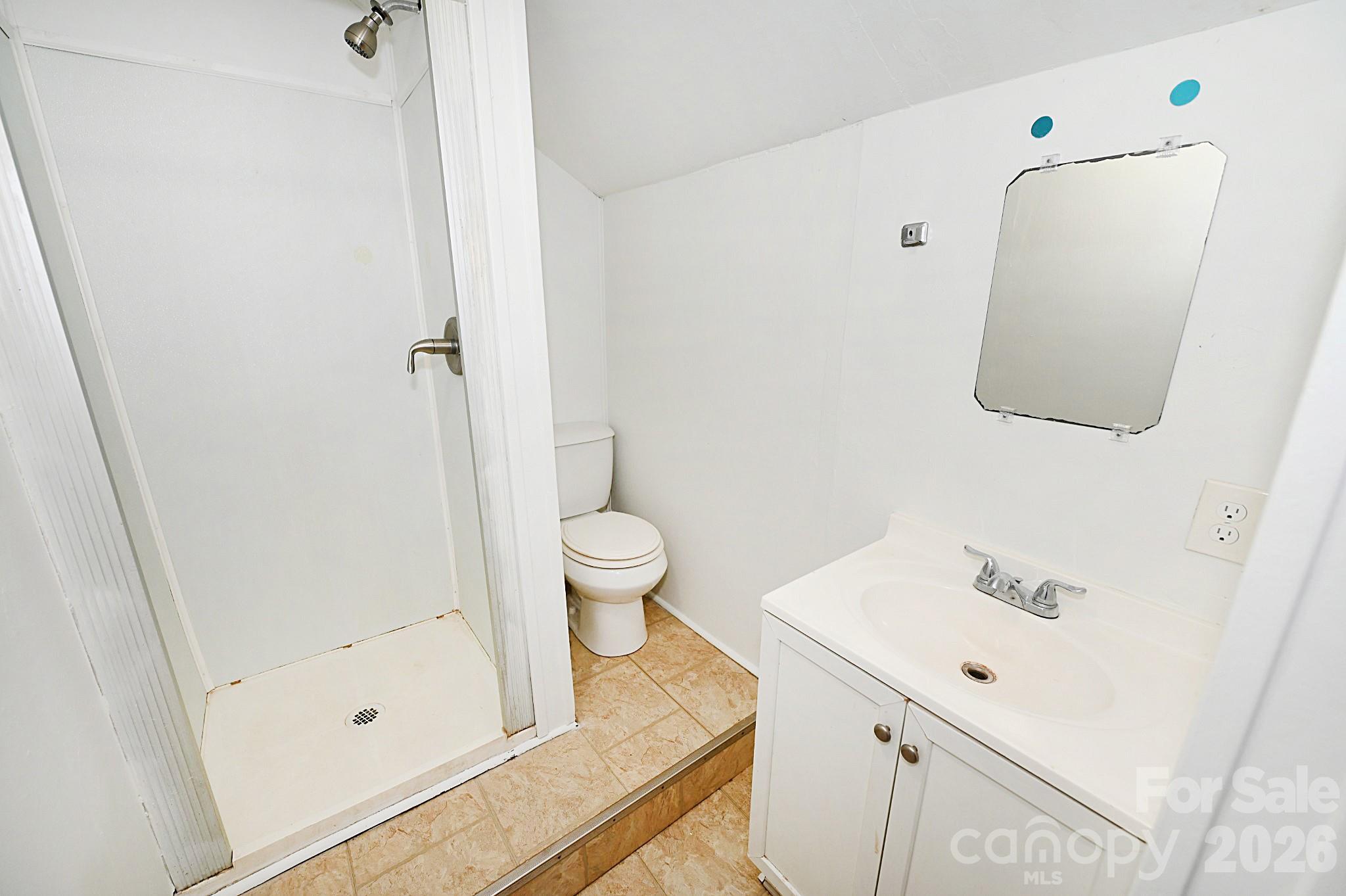 755 2nd Avenue Property Photo 13