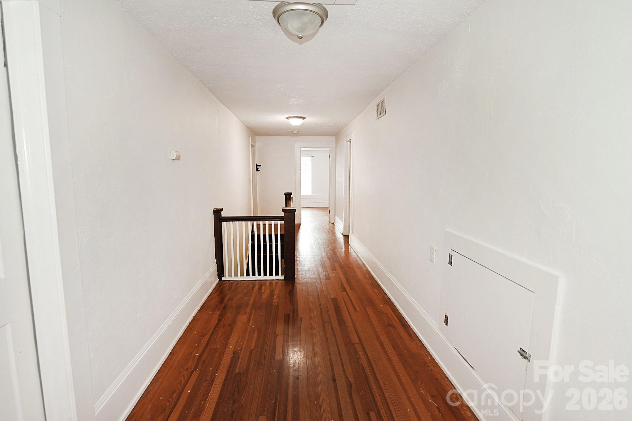 755 2nd Avenue Property Photo 18