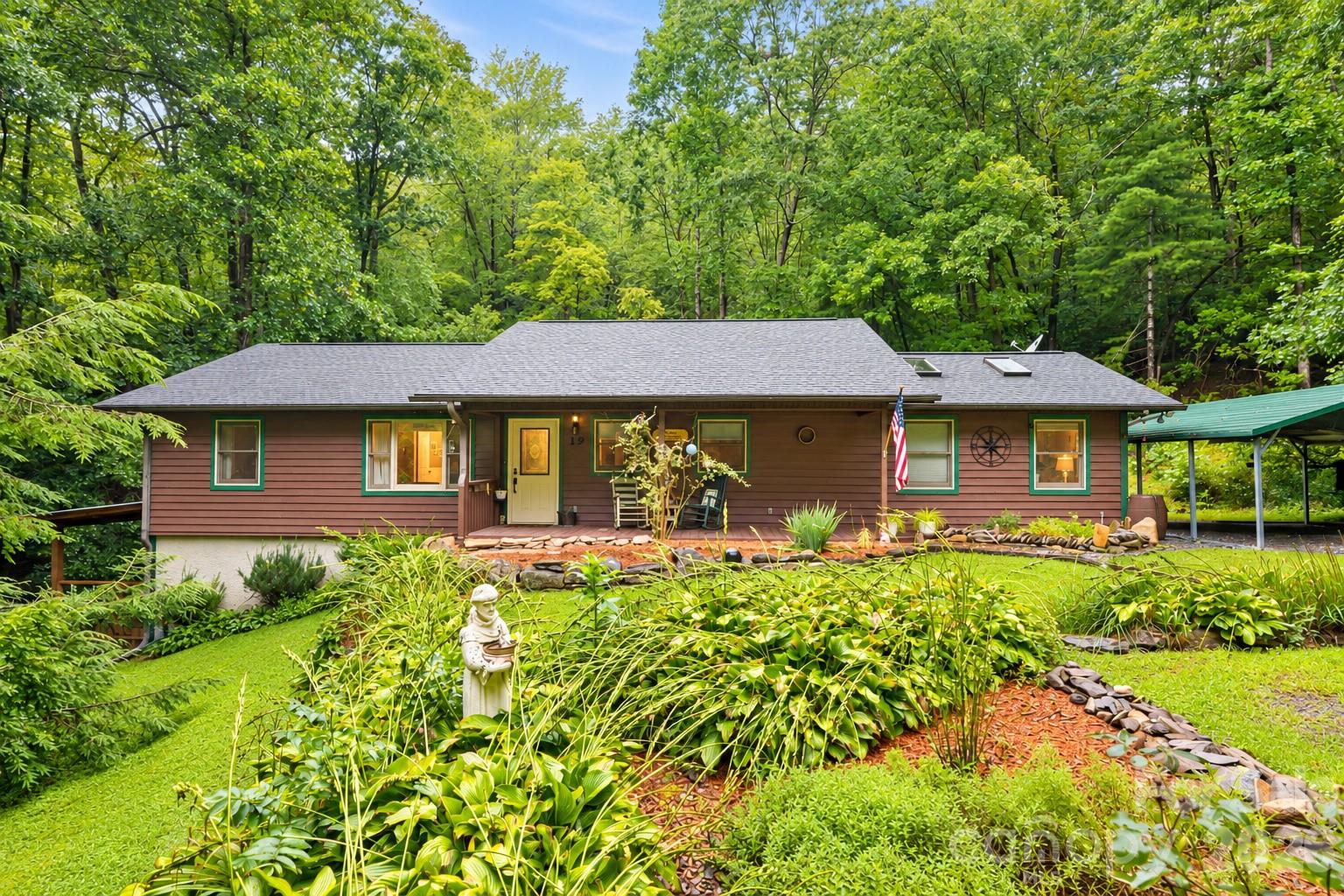 19 Forge Drive 5 Property Photo 1