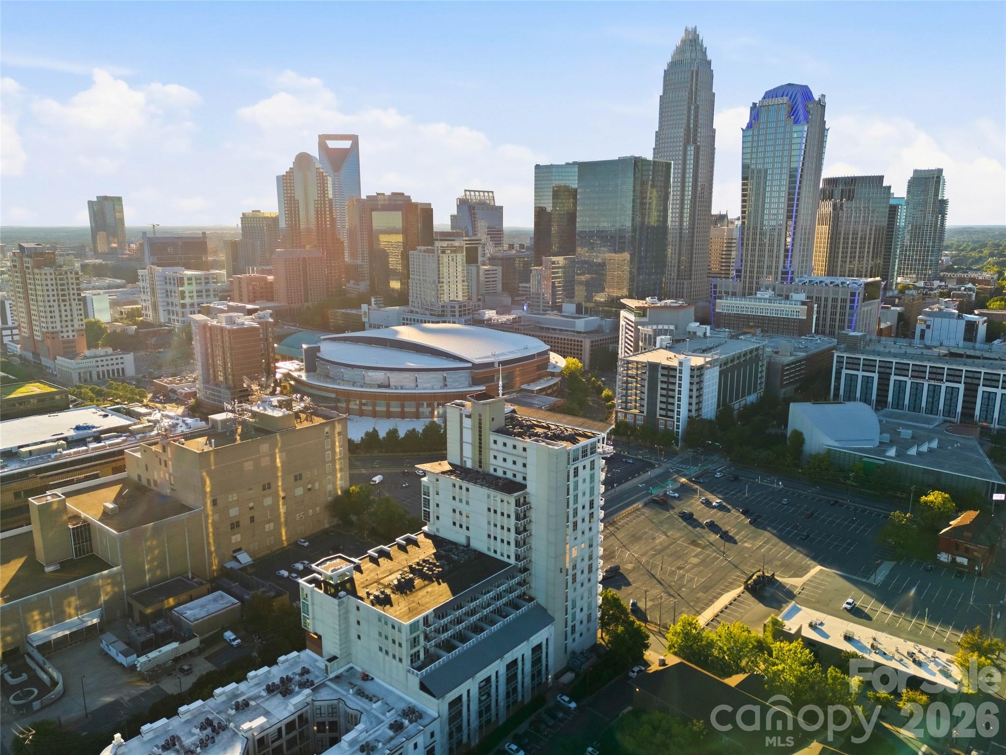 505 E 6th Street 1406 Property Photo 6