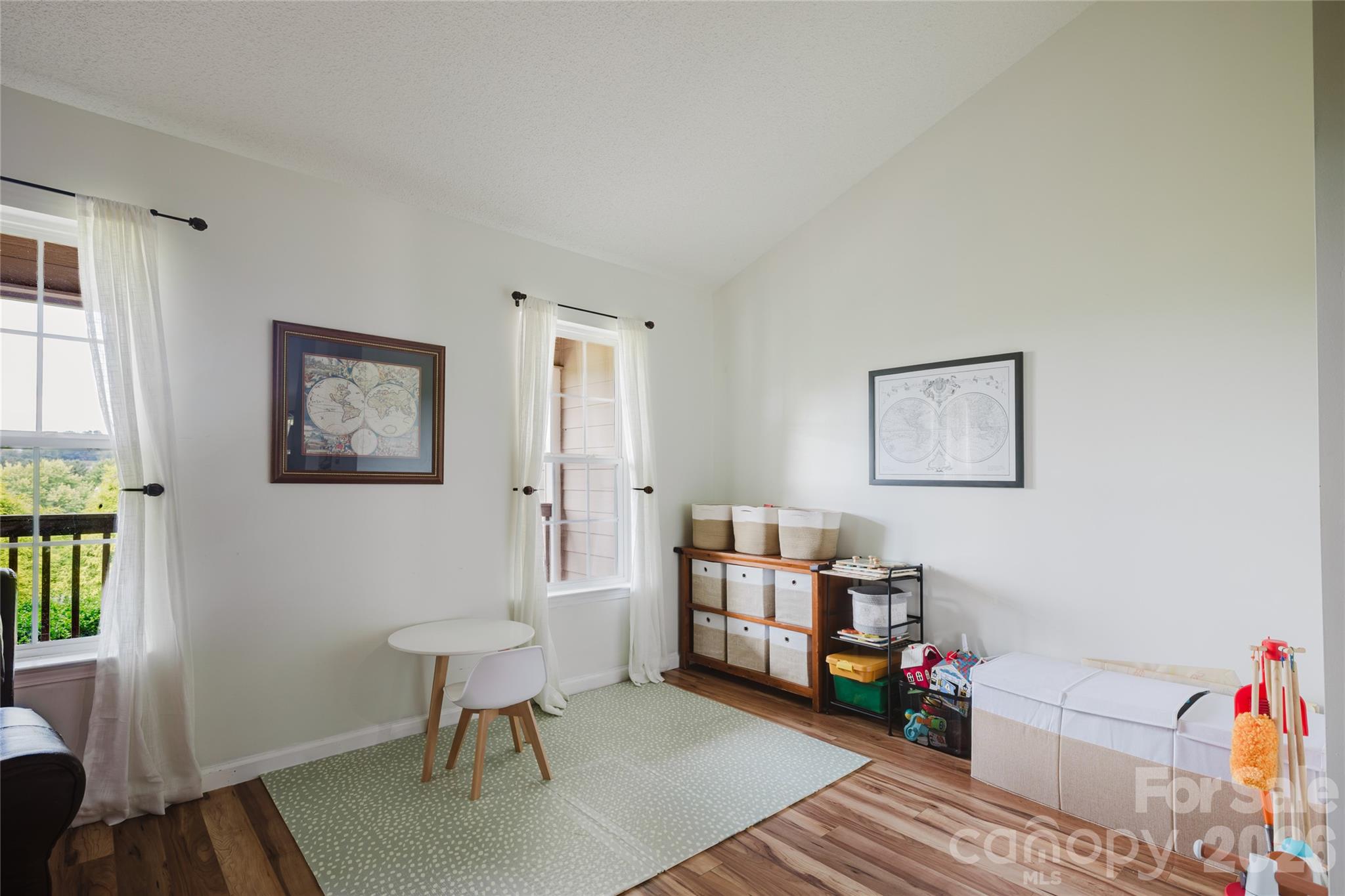 91 Crestview Street Property Photo 9