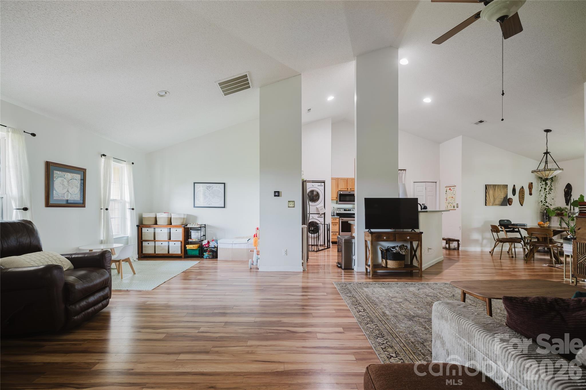 91 Crestview Street Property Photo 10