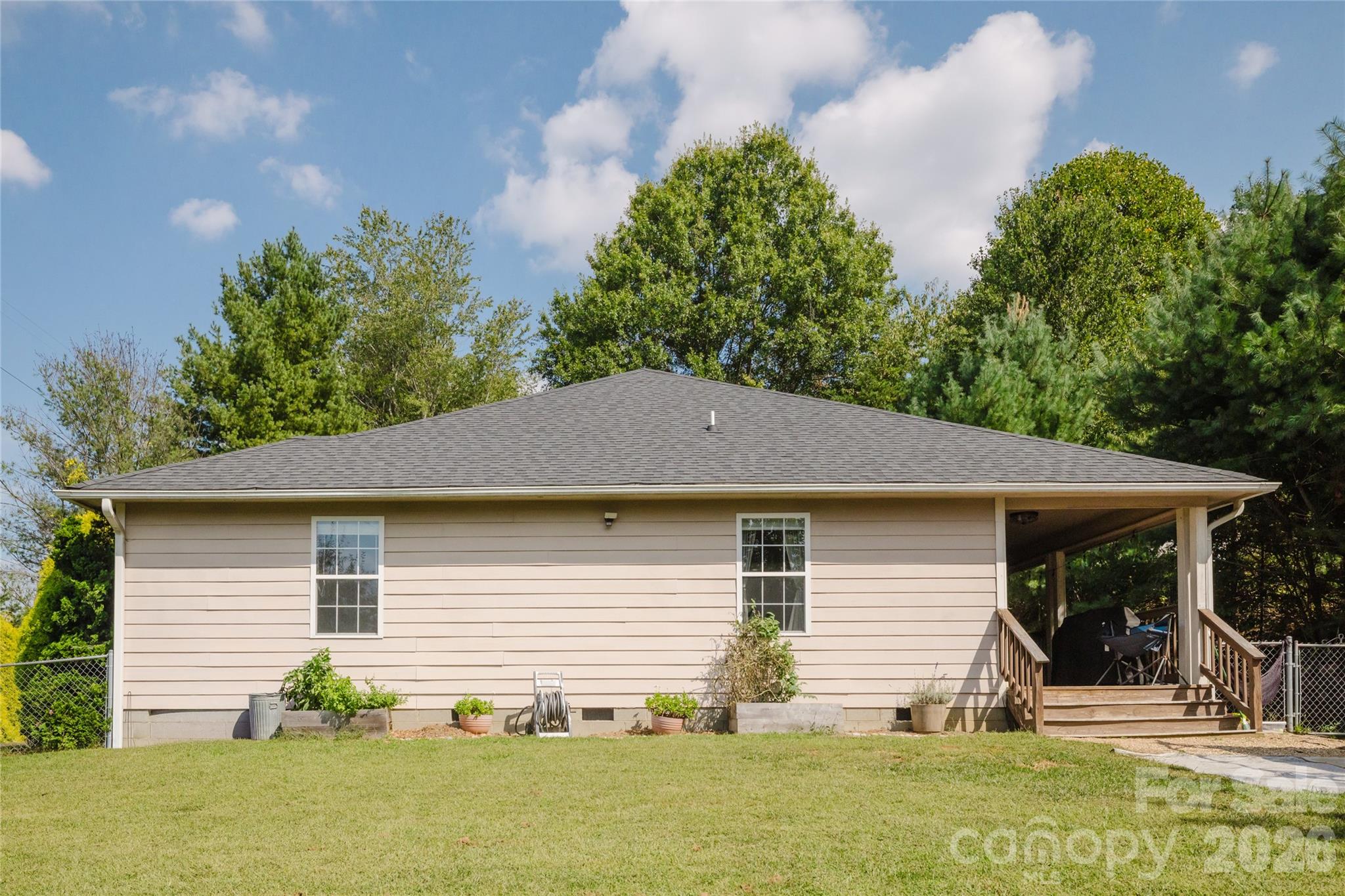 91 Crestview Street Property Photo 27