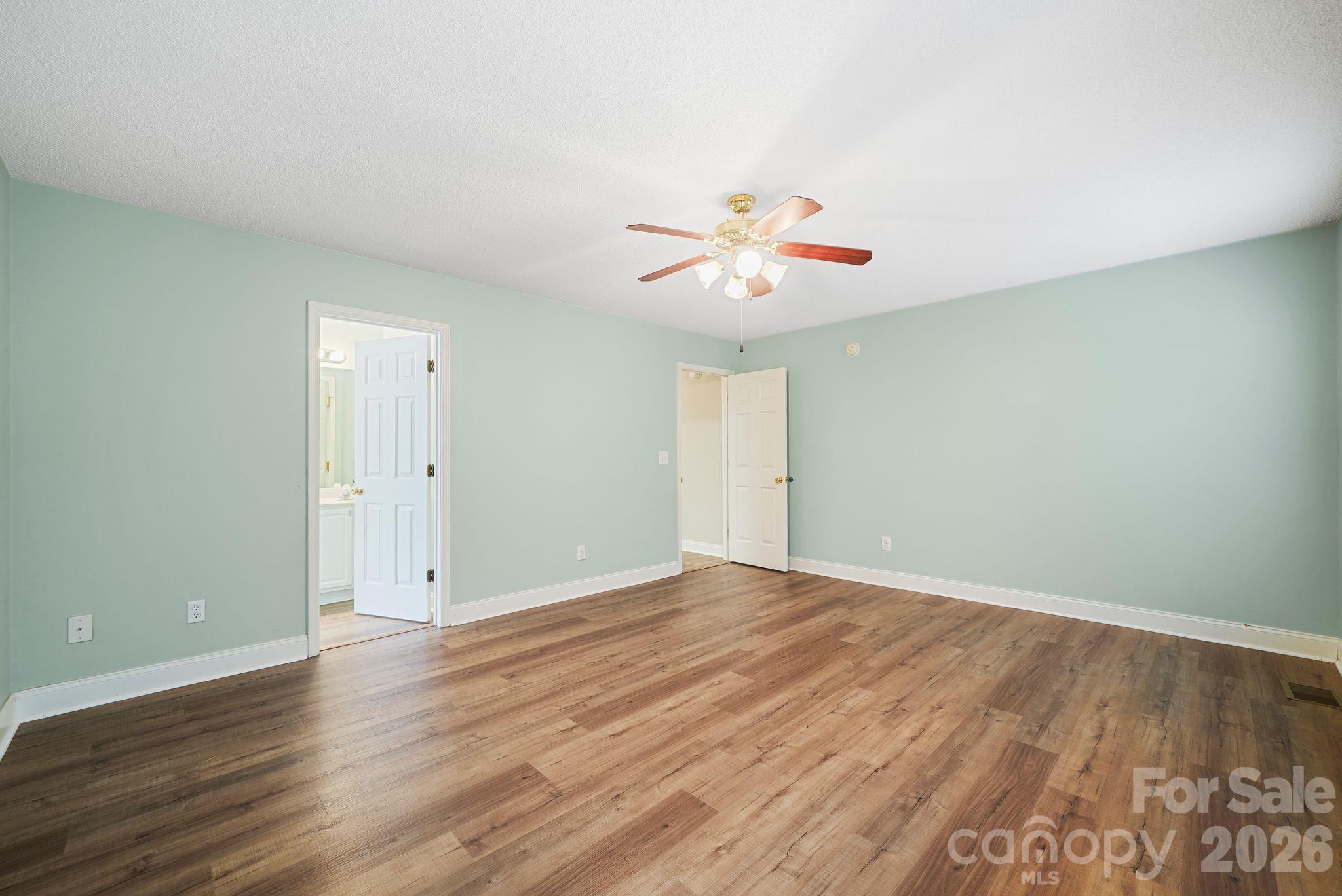 1749 Sells Road Property Photo 9