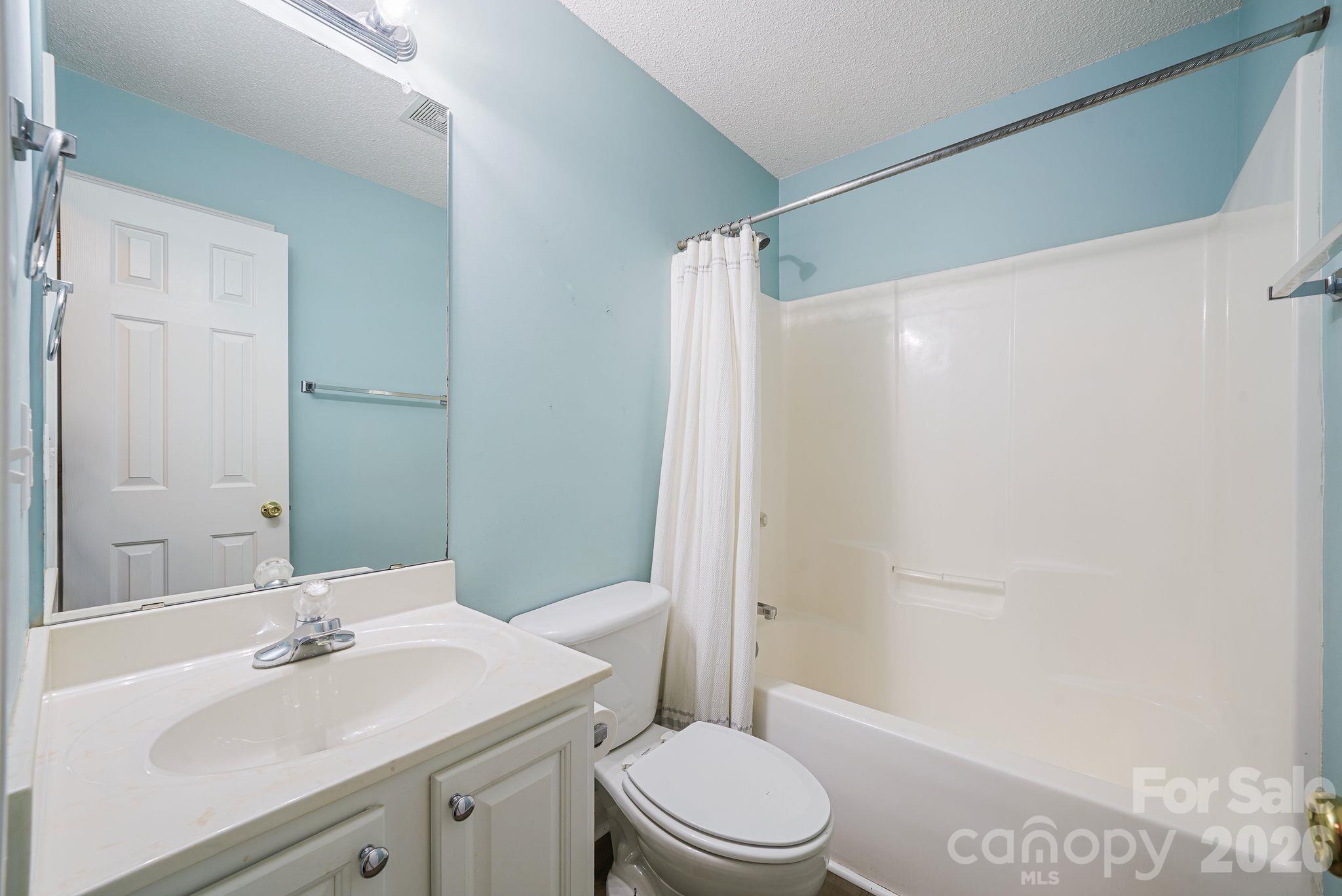 1749 Sells Road Property Photo 15