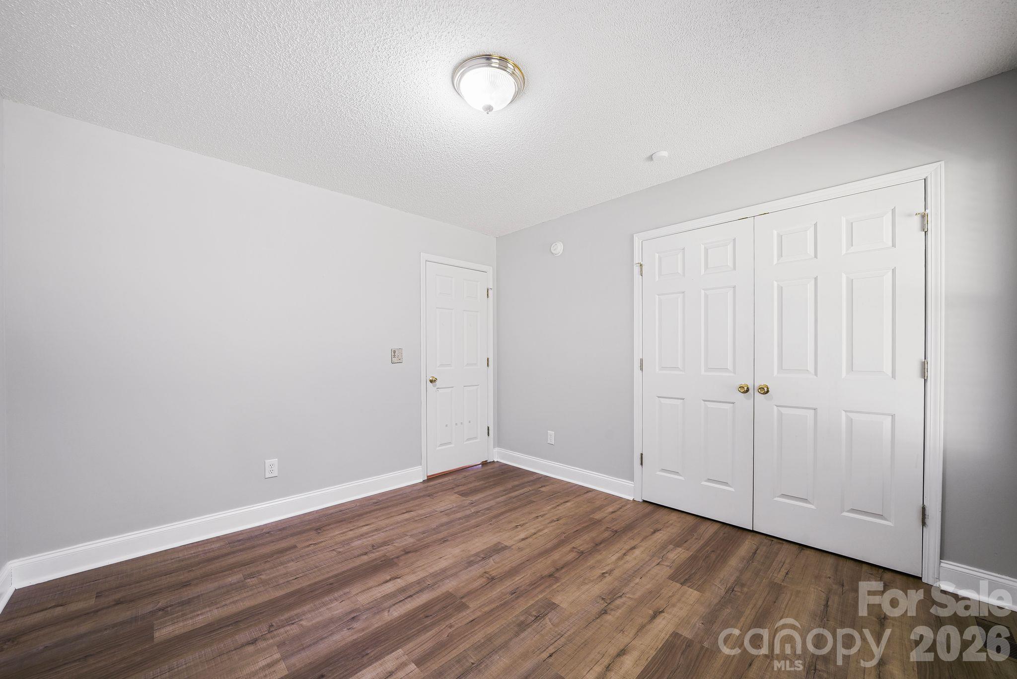 1749 Sells Road Property Photo 16