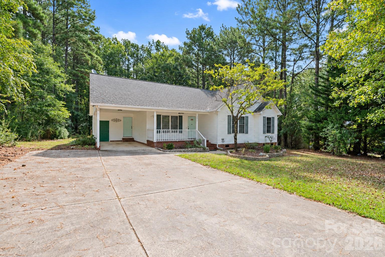 2017 Country Club Drive Property Photo 1