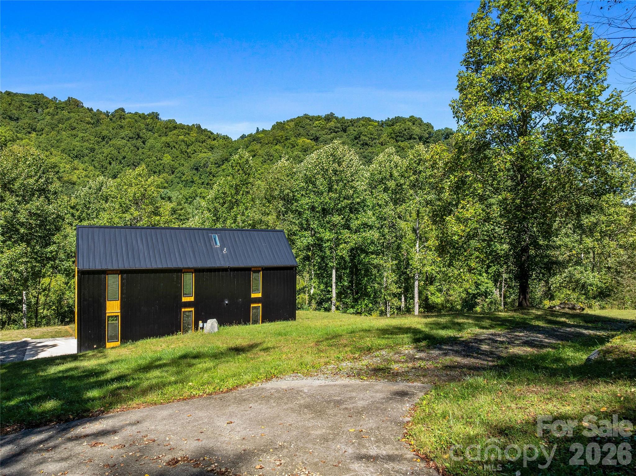 708 & 710 Kendal Drive Property Photo 42
