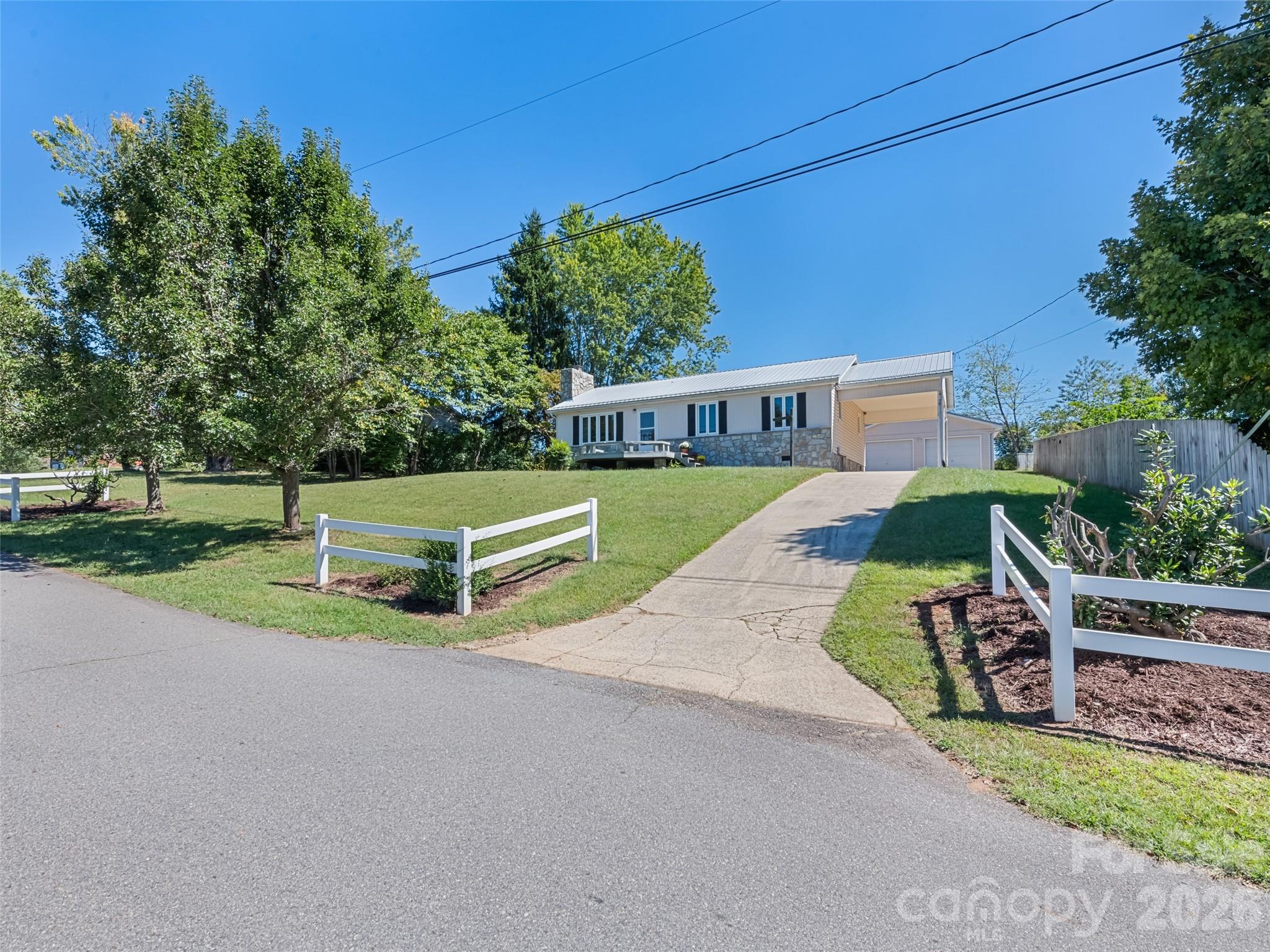 158 Candlelight Circle Property Photo 8