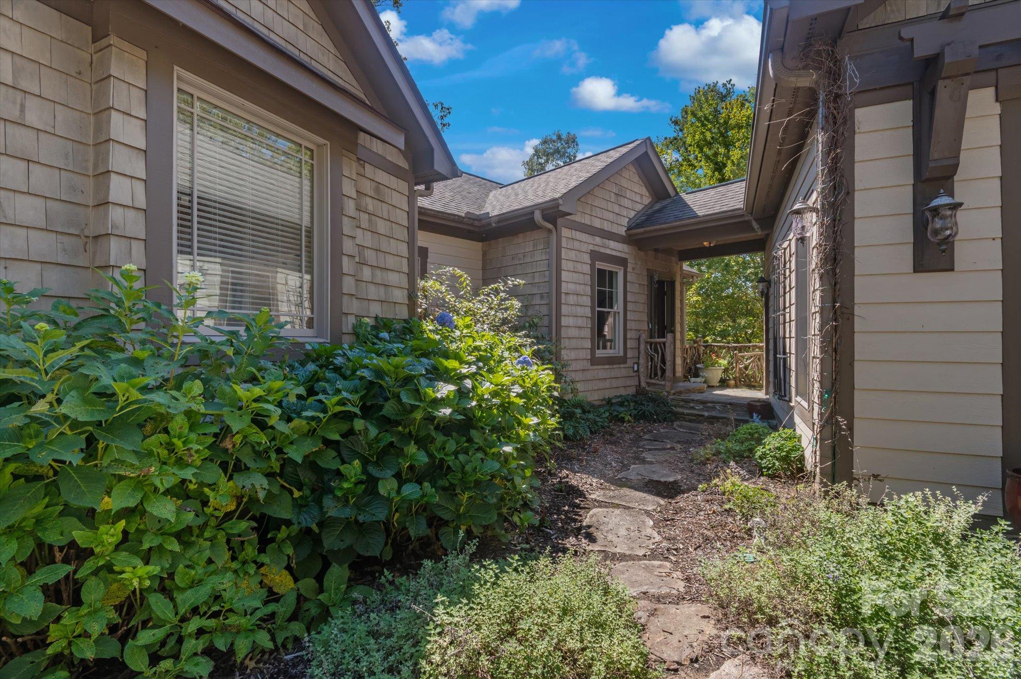 44 Sunset Trace Property Photo 4