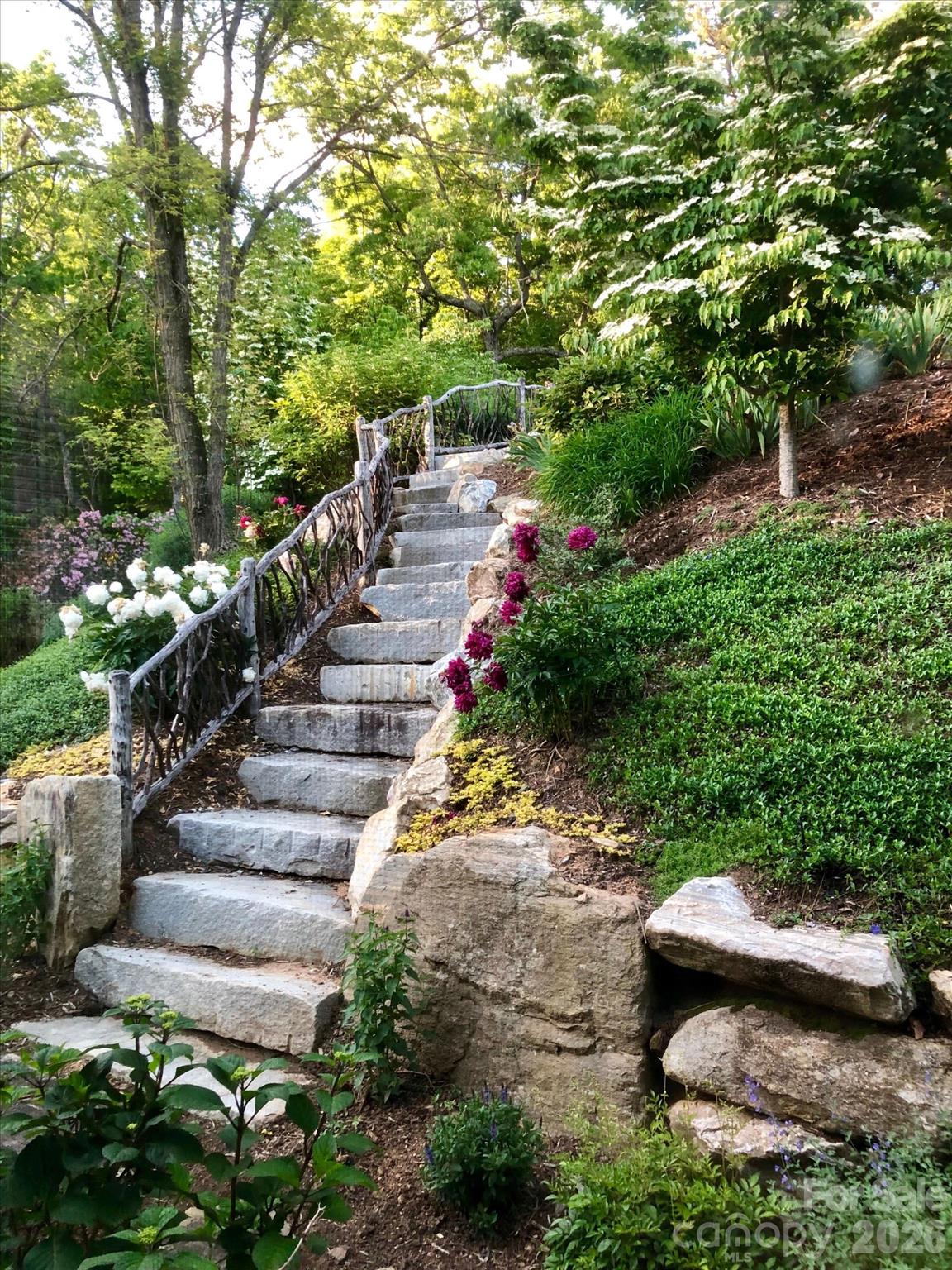 44 Sunset Trace Property Photo 6