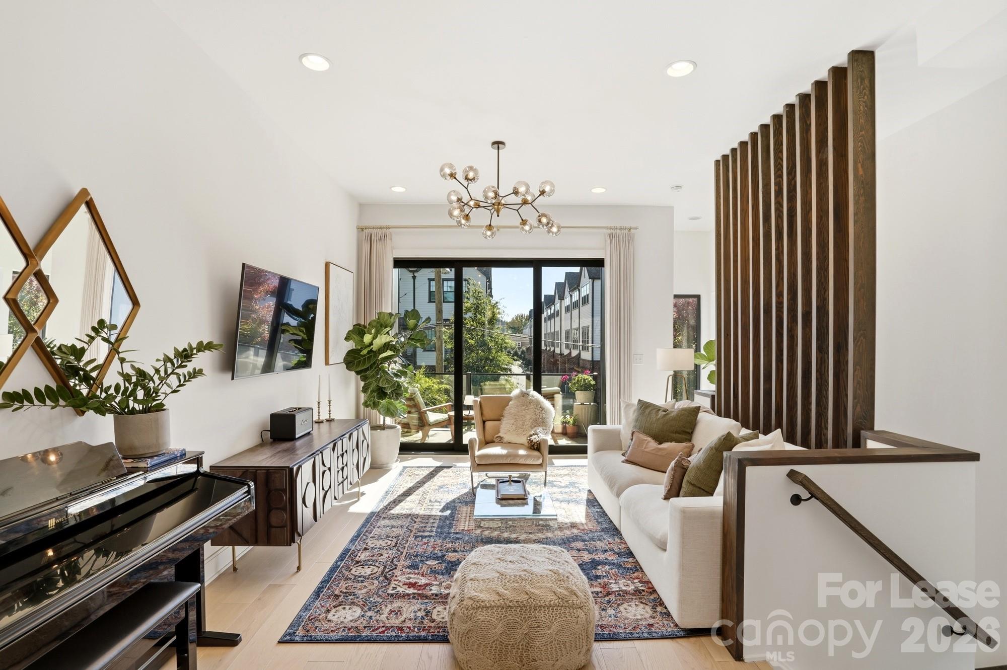 3301 Spencer Street Property Photo 17