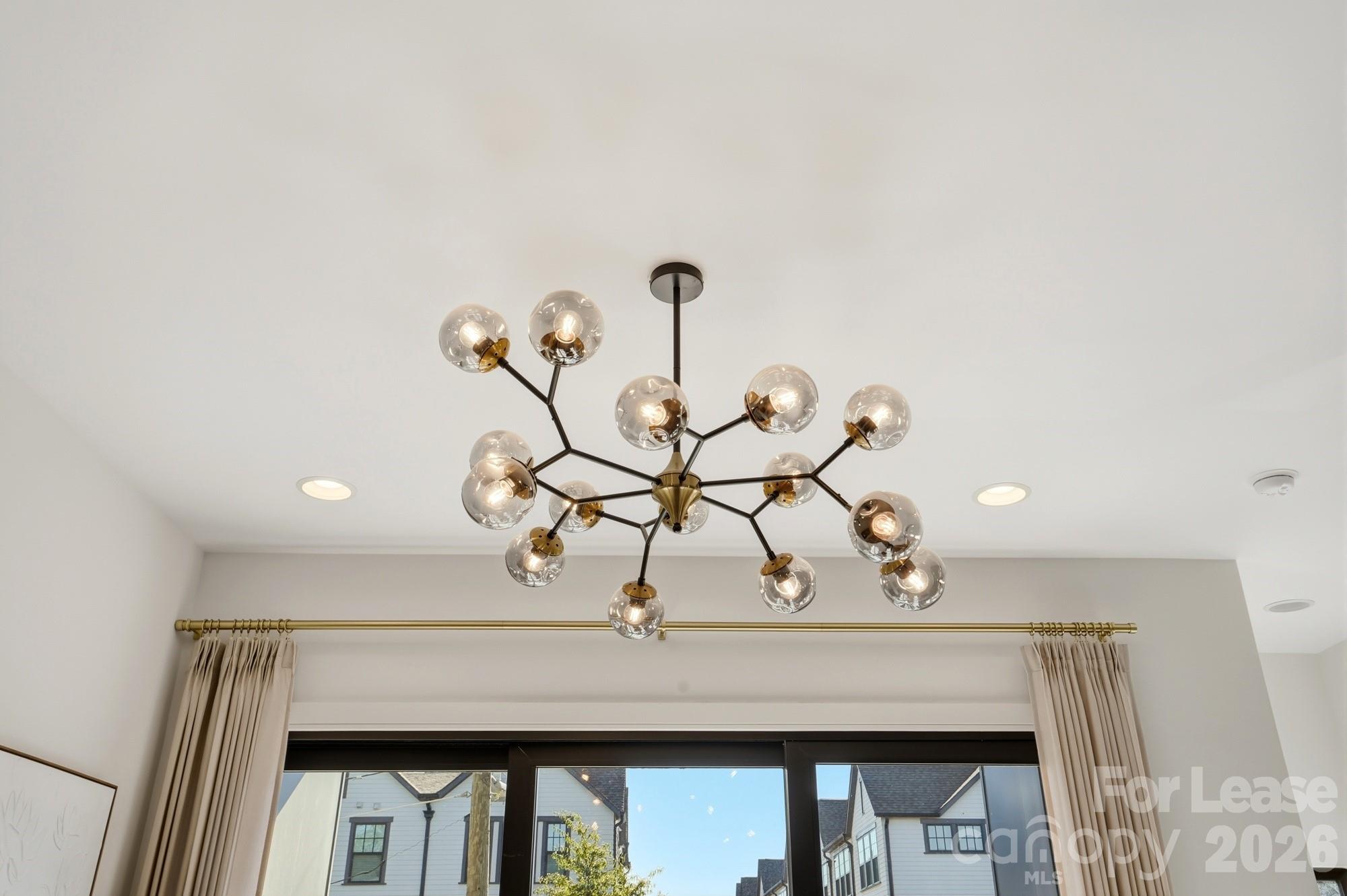3301 Spencer Street Property Photo 21