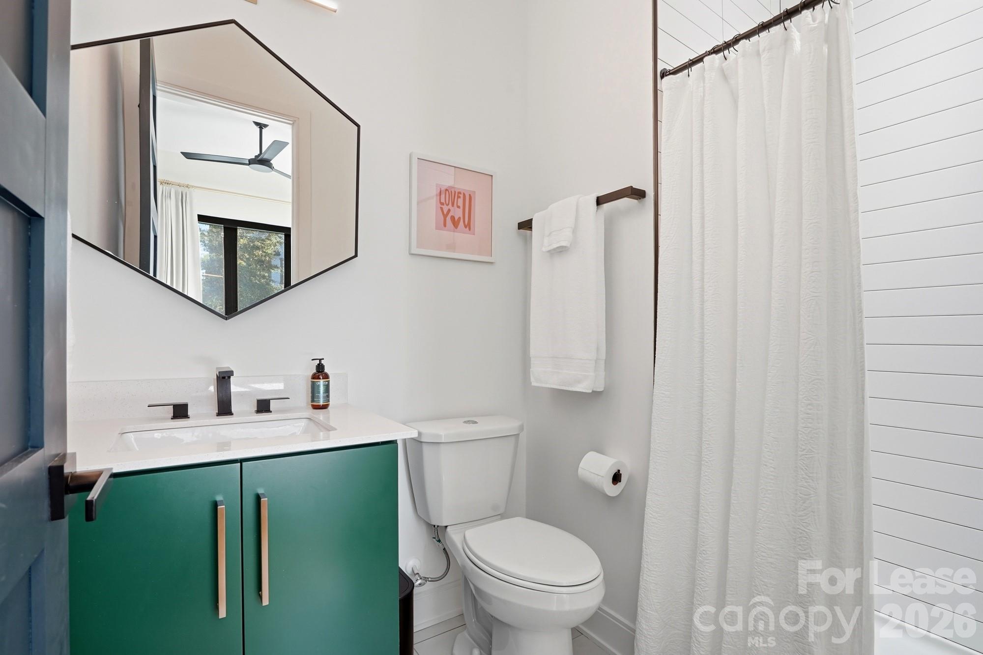 3301 Spencer Street Property Photo 35