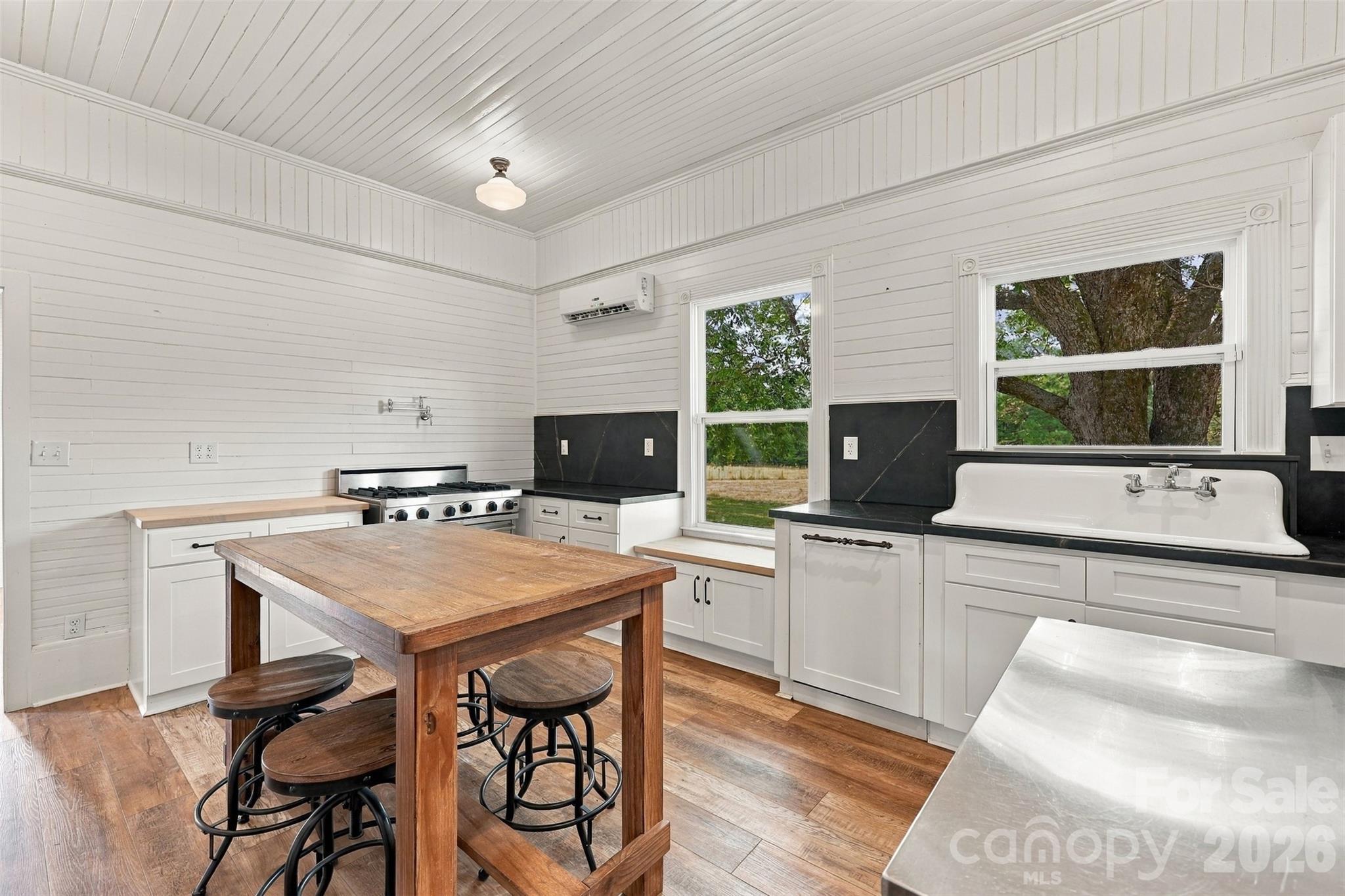 318 Sellers Watson Lane Property Photo 10
