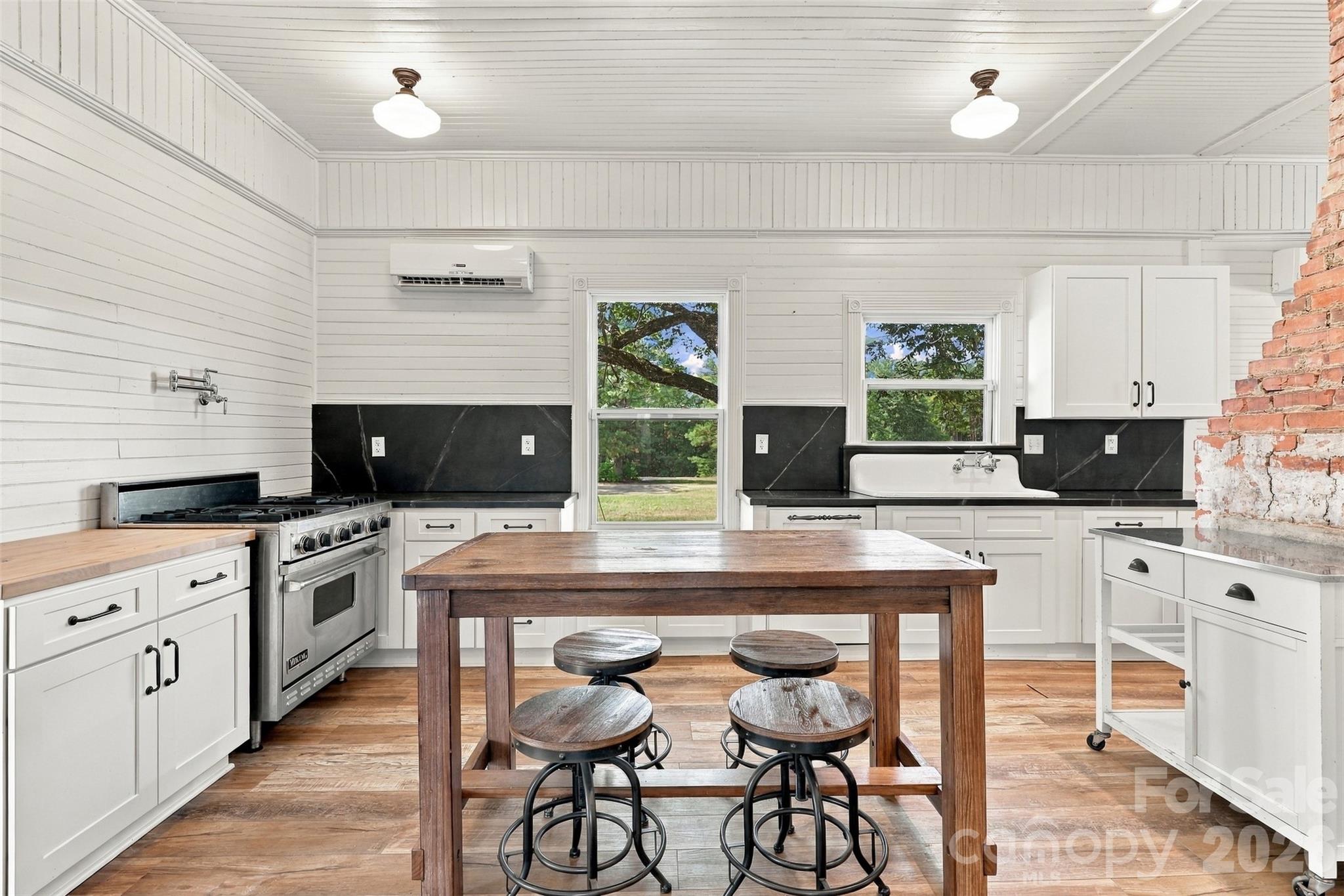 318 Sellers Watson Lane Property Photo 11