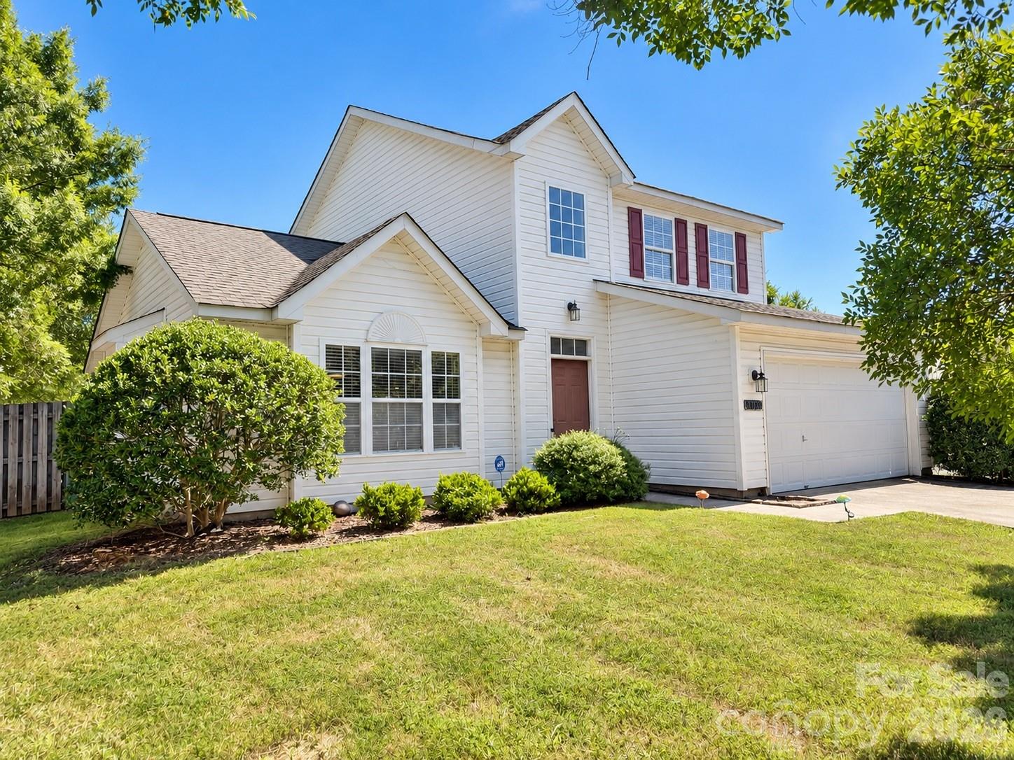 15751 Southern Garden Lane Property Photo 1