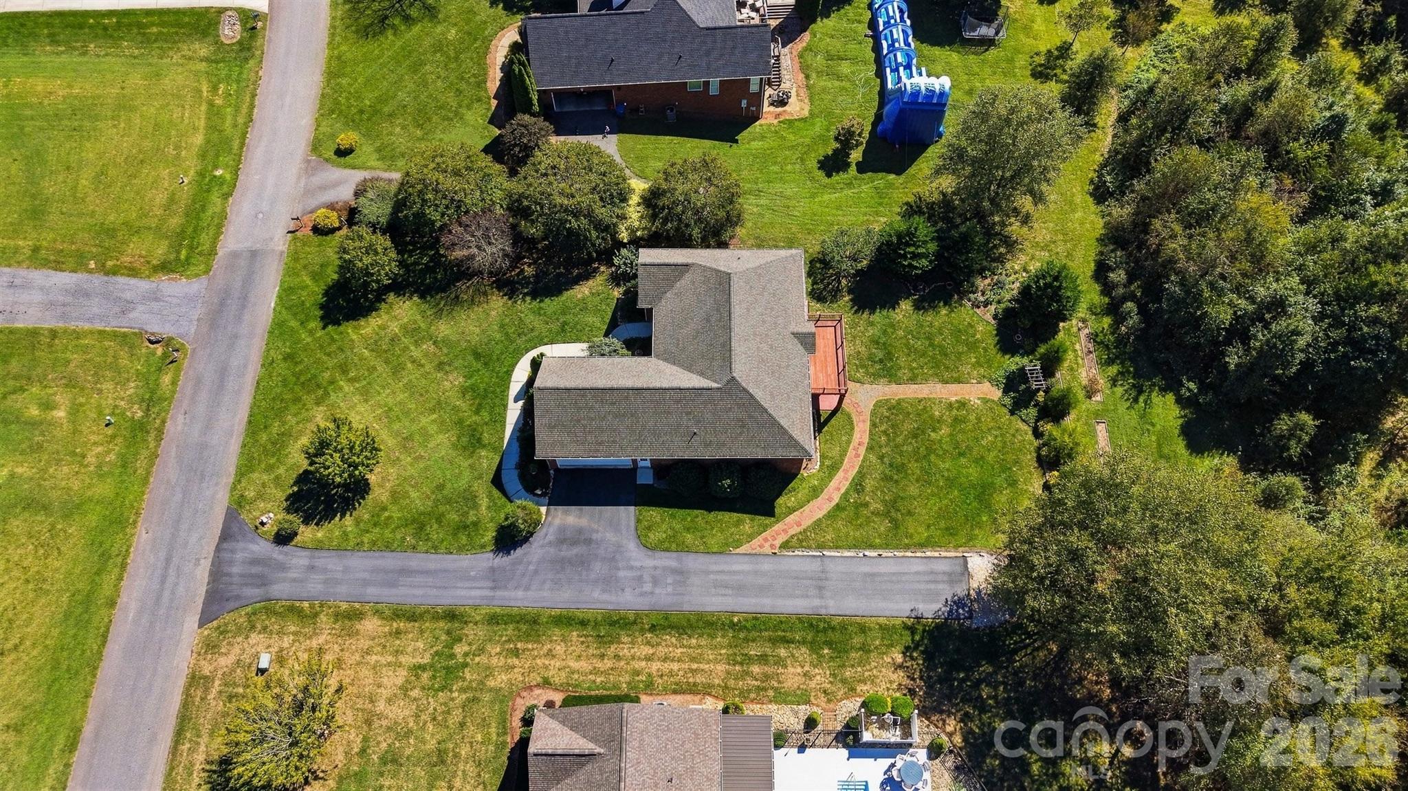 2785 Judea Drive Property Photo 5