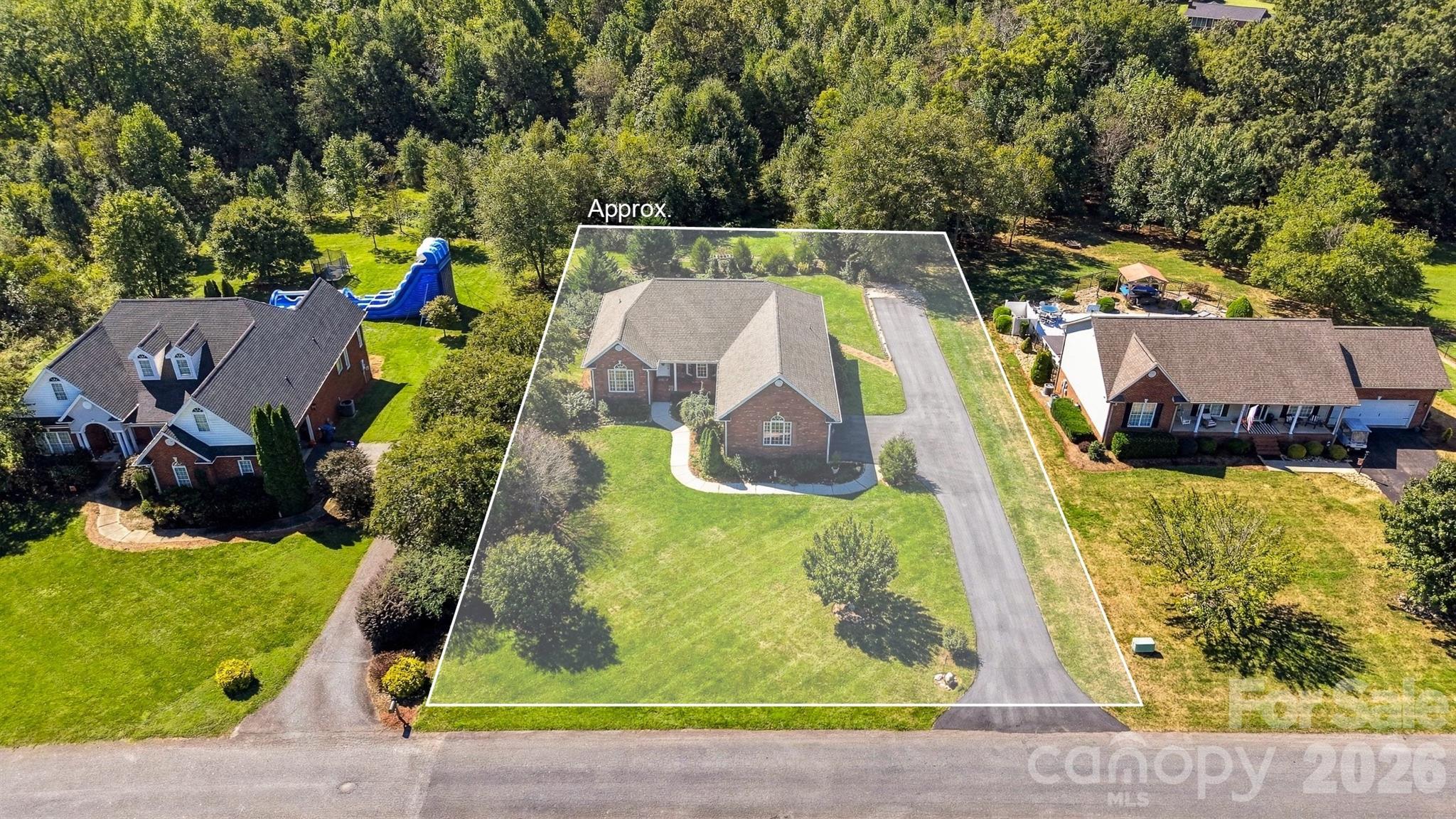 2785 Judea Drive Property Photo 6