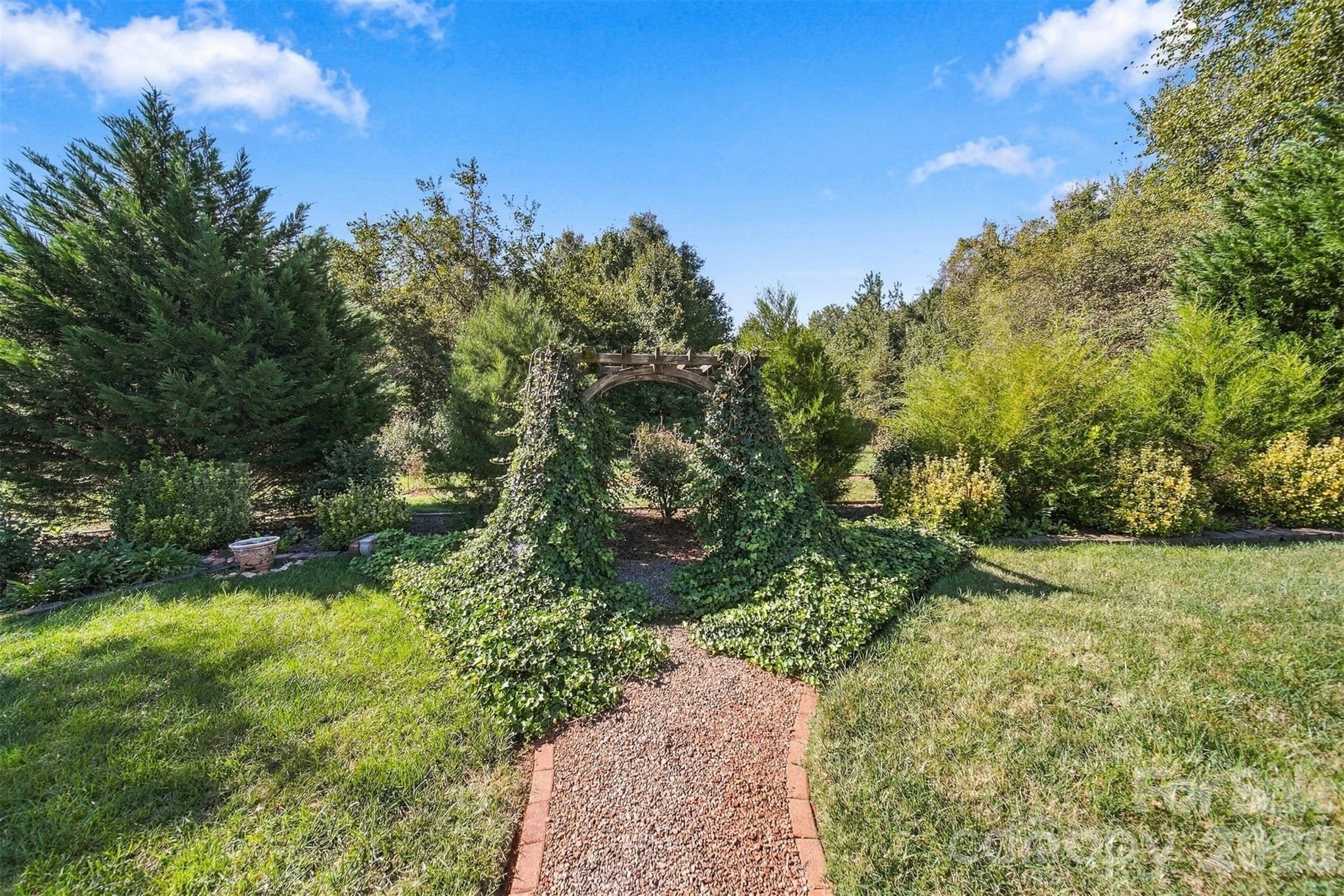 2785 Judea Drive Property Photo 10