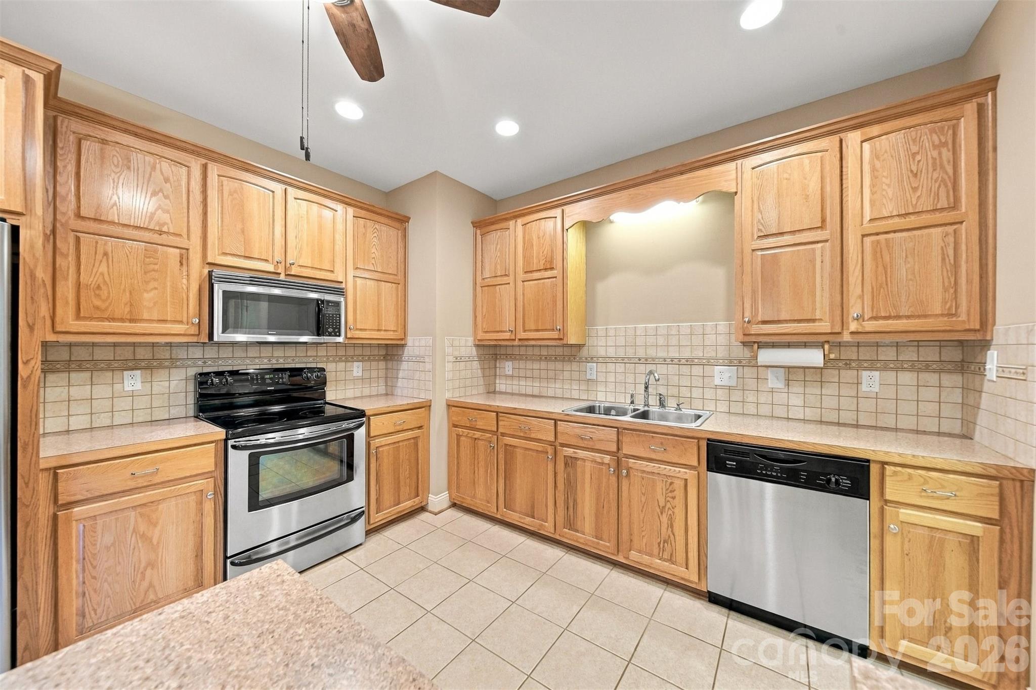 2785 Judea Drive Property Photo 16
