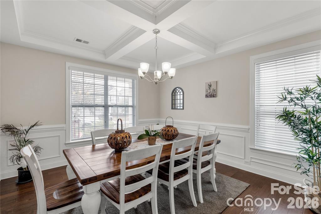 1372 Rainier Drive Property Photo 6